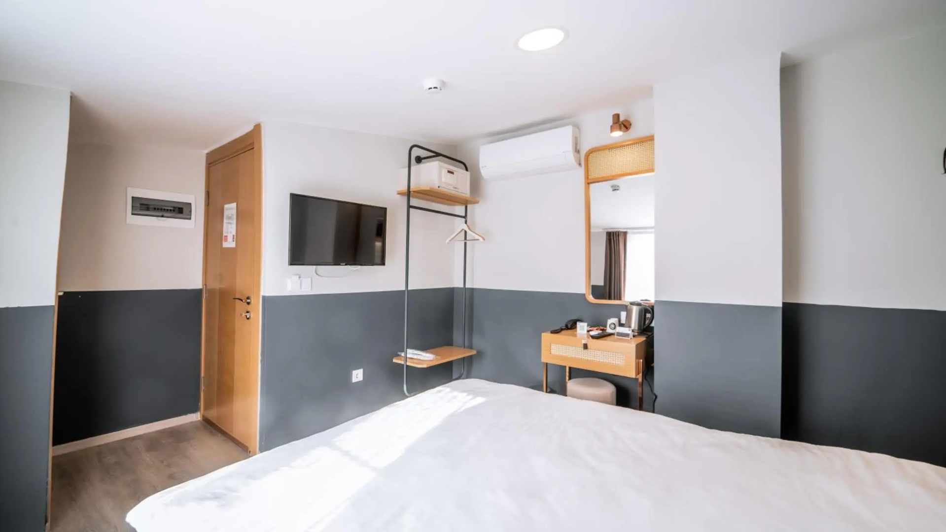 Urla 1867 Hotel