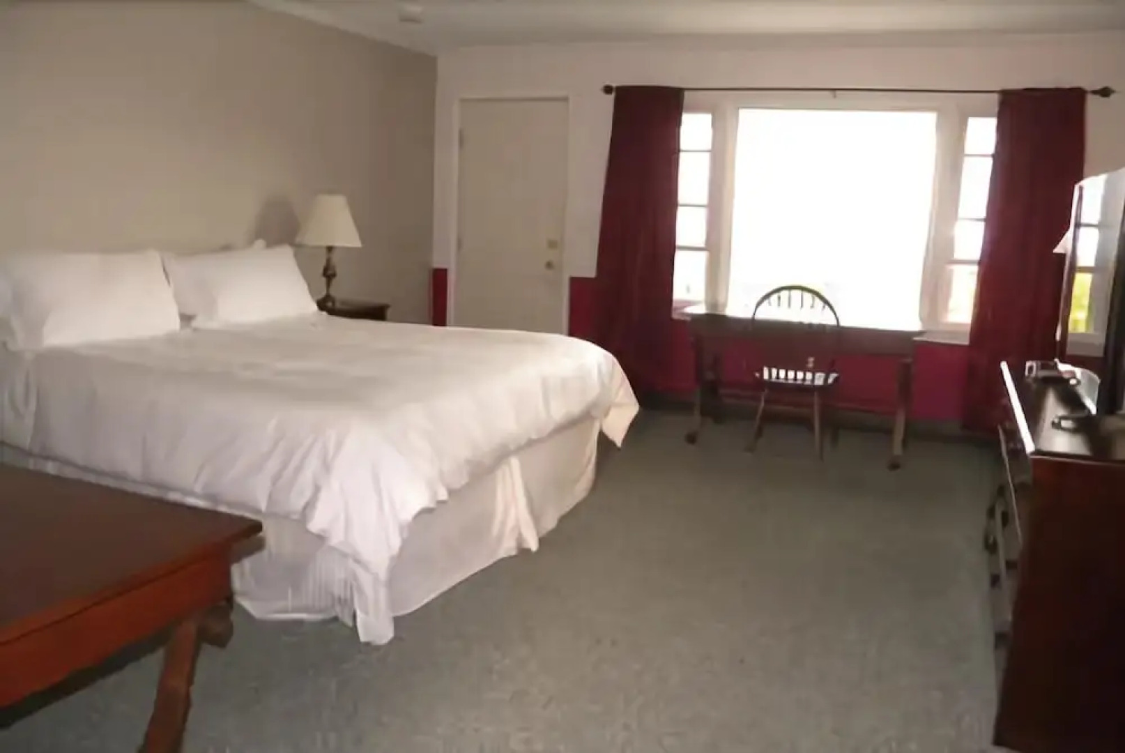 Whitcomb Summit Retreat