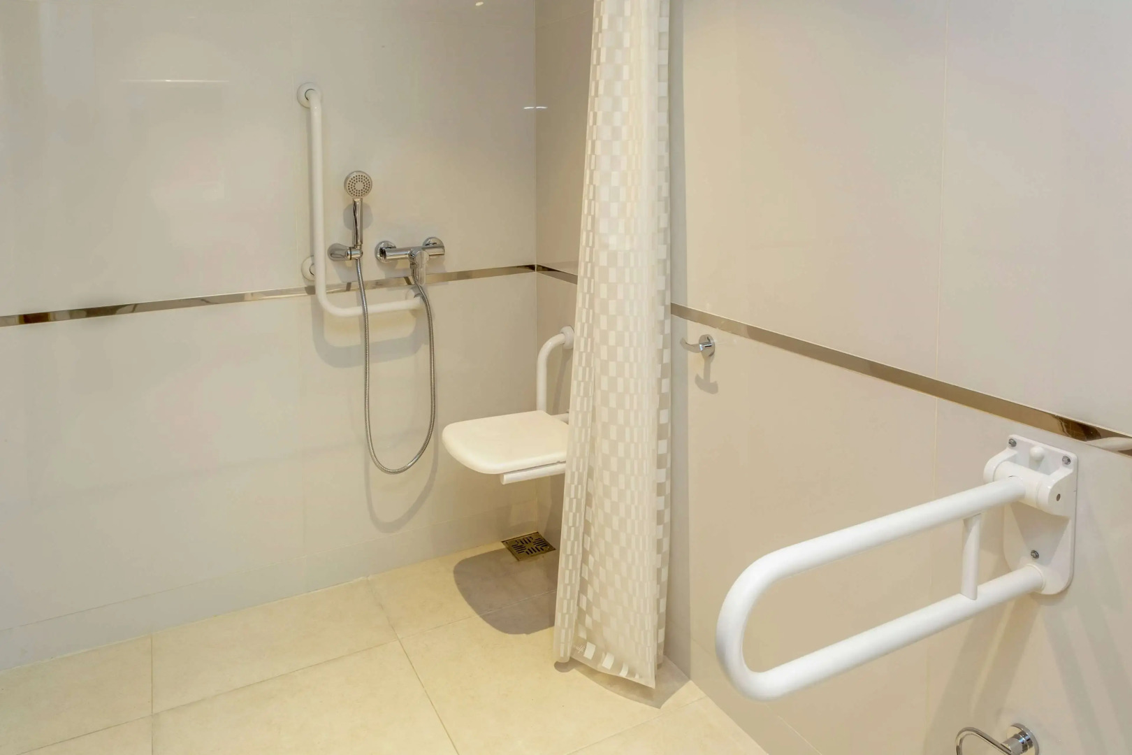 Dazzler by Wyndham La Plata