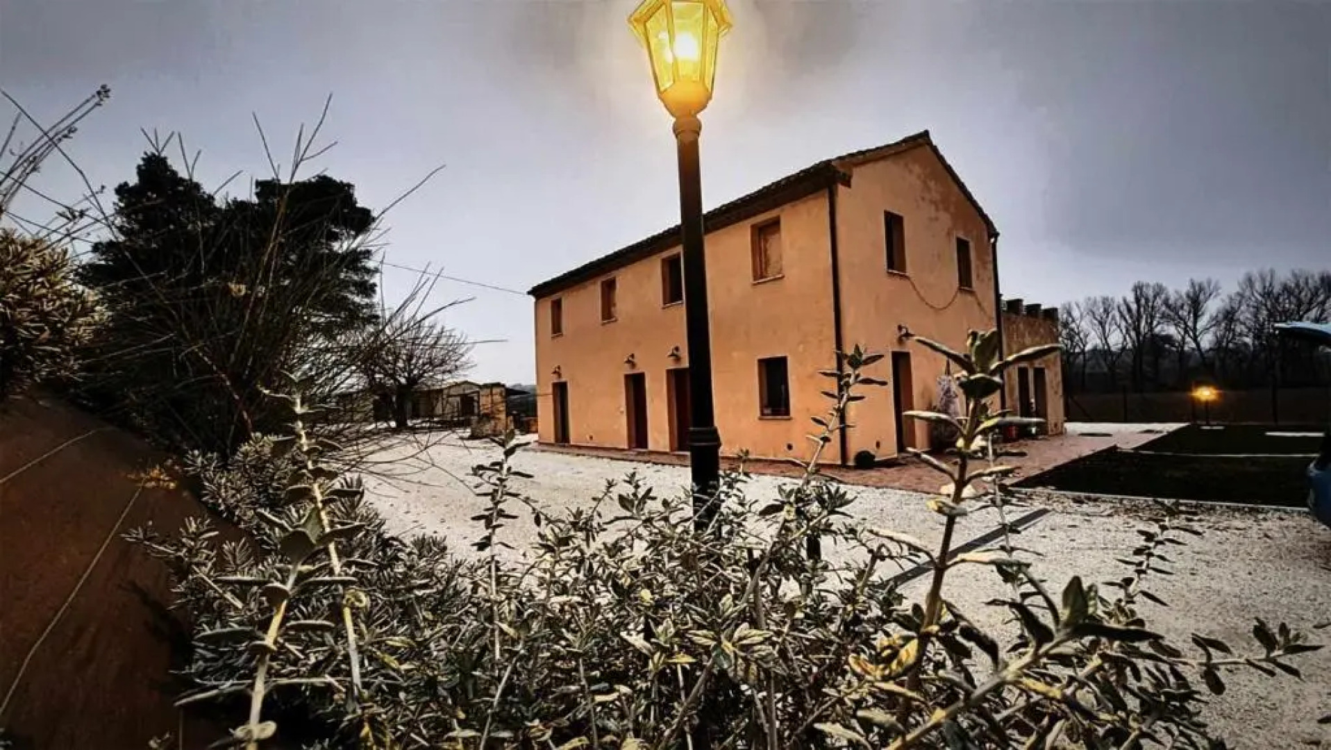 Casa Montefiore 13 Iris LT nella tranquilla campagna Marchigiana