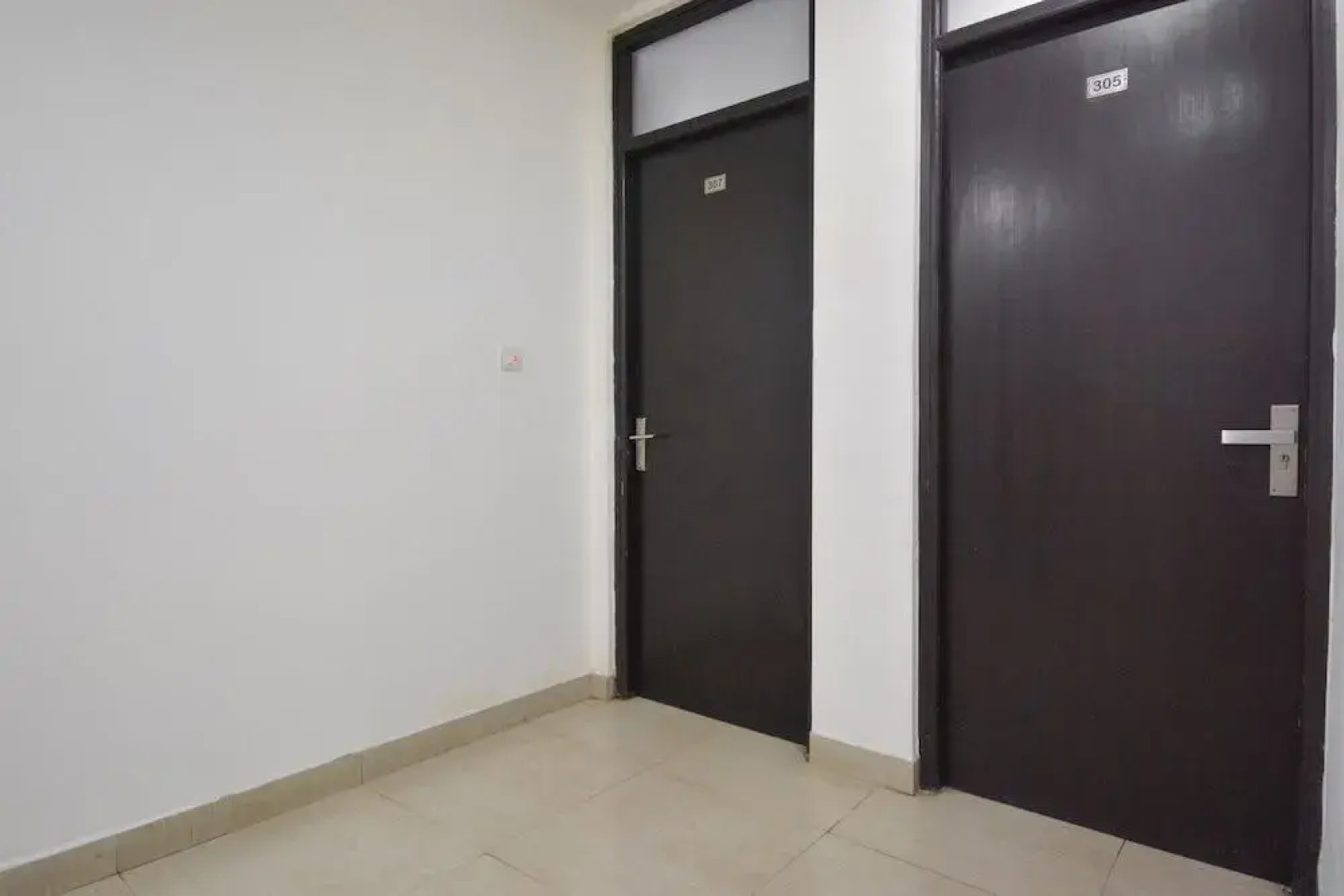 Oyo 32424 Hotel Lavanya