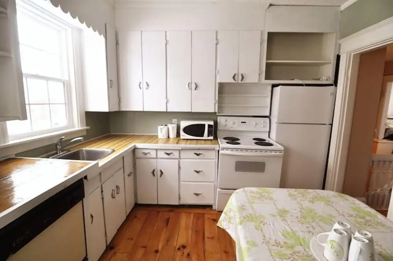 Glory Guest Suites, Downtown Moncton