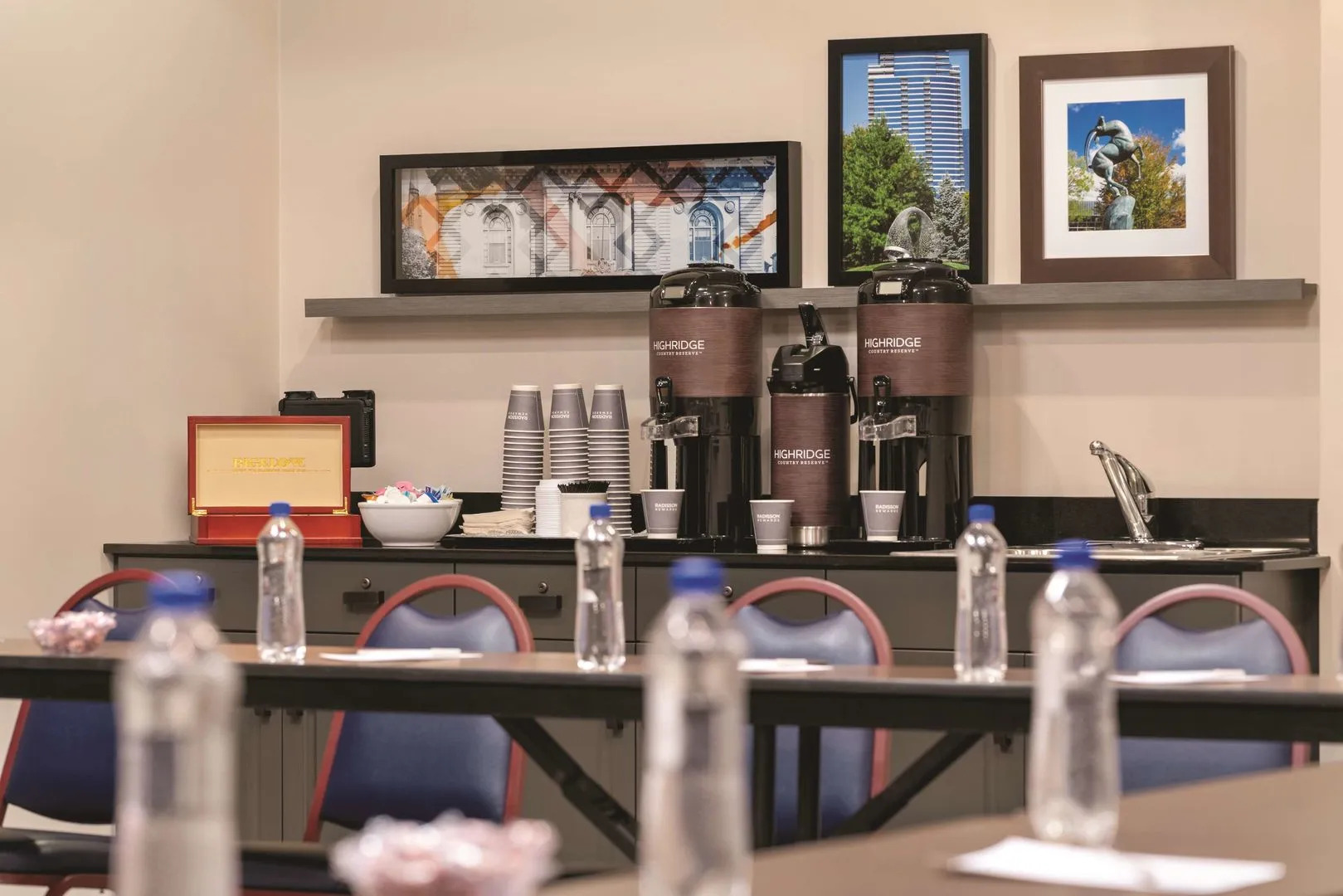 Country Inn & Suites by Radisson, Grand Rapids East, MI