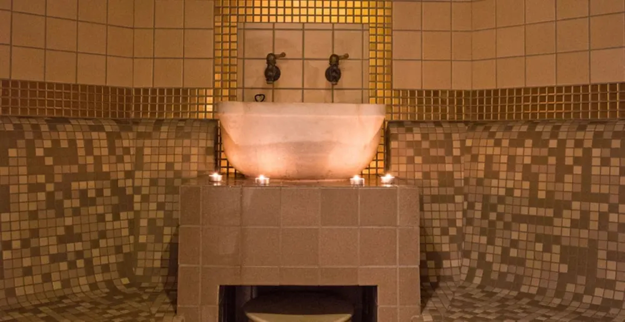 Whitewater Spa & Leisure Club