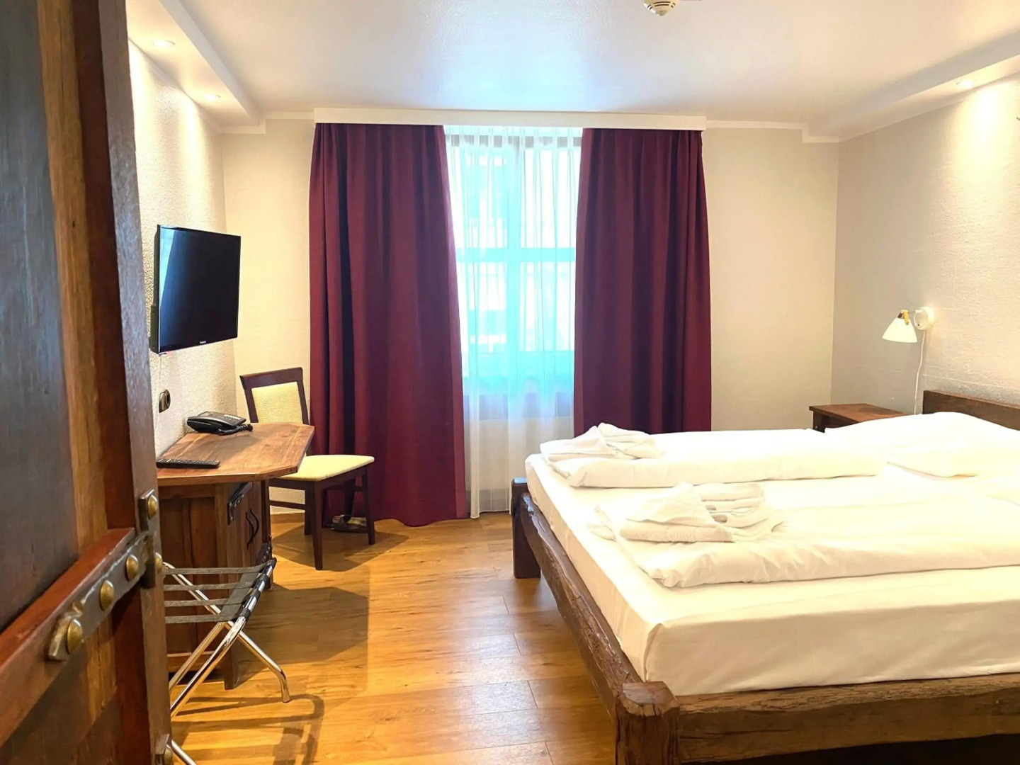 Country Inn & Suites by Radisson, Seattle-Tacoma International Airport, WA