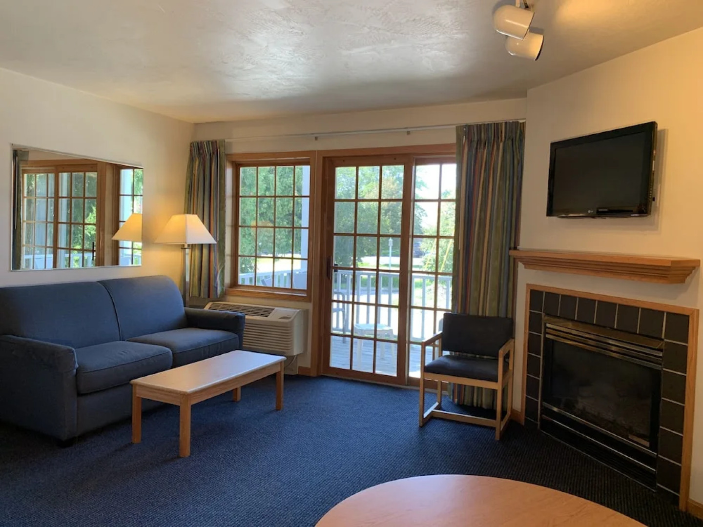 AppleCreek Resort - Hotel & Suites