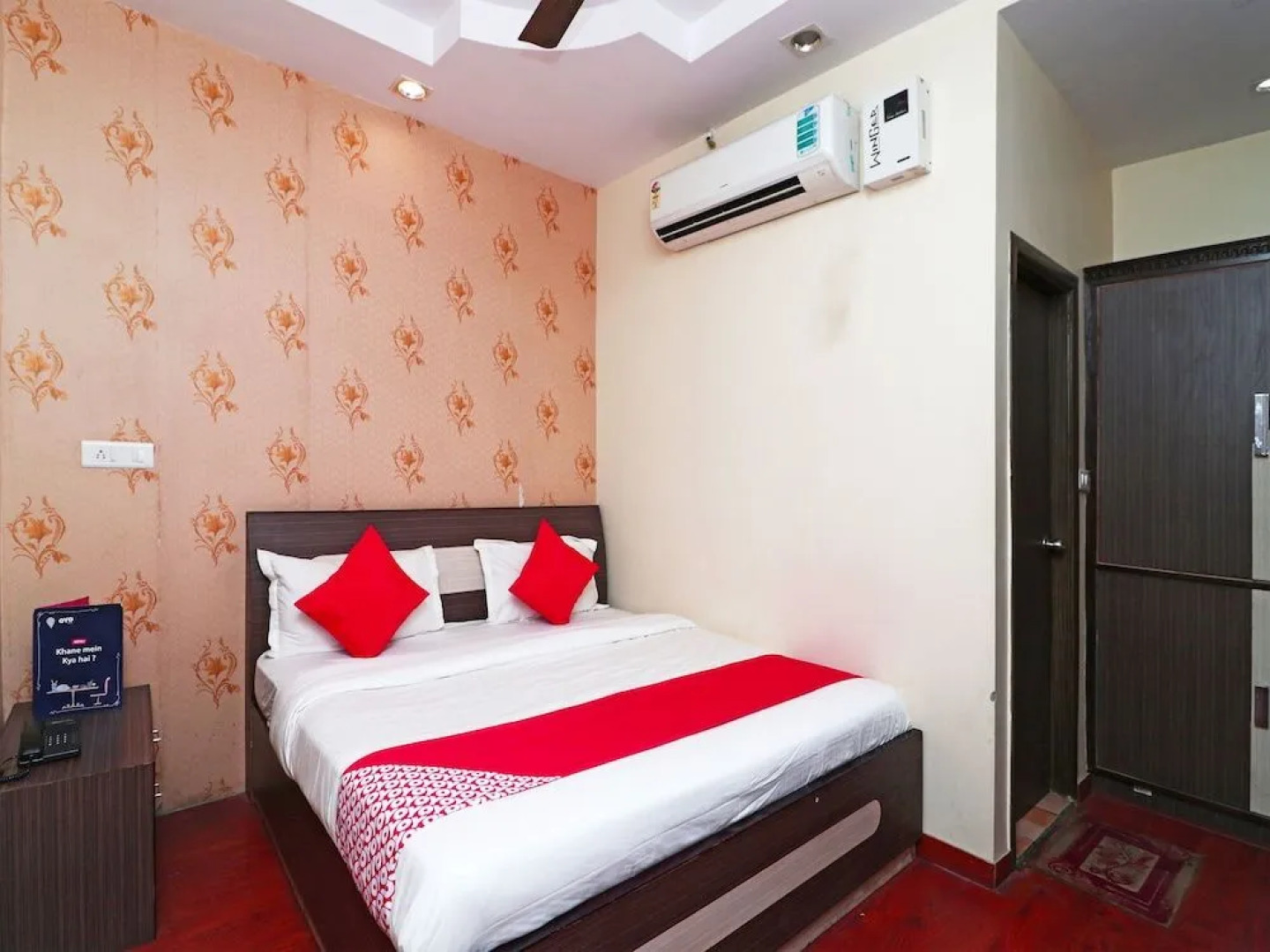 Oyo 16538 Shanti Palace