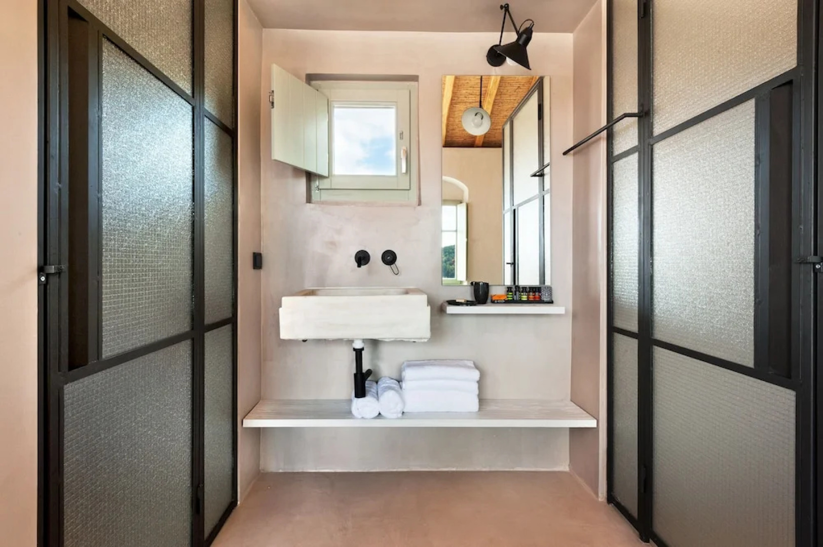 Ruga of Vamvakou Homes