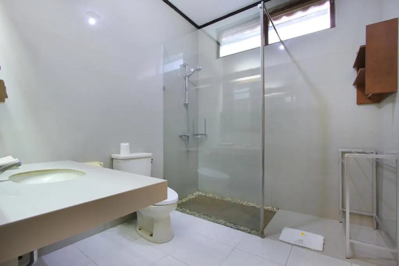 Puri Naga Beachfront Cottages