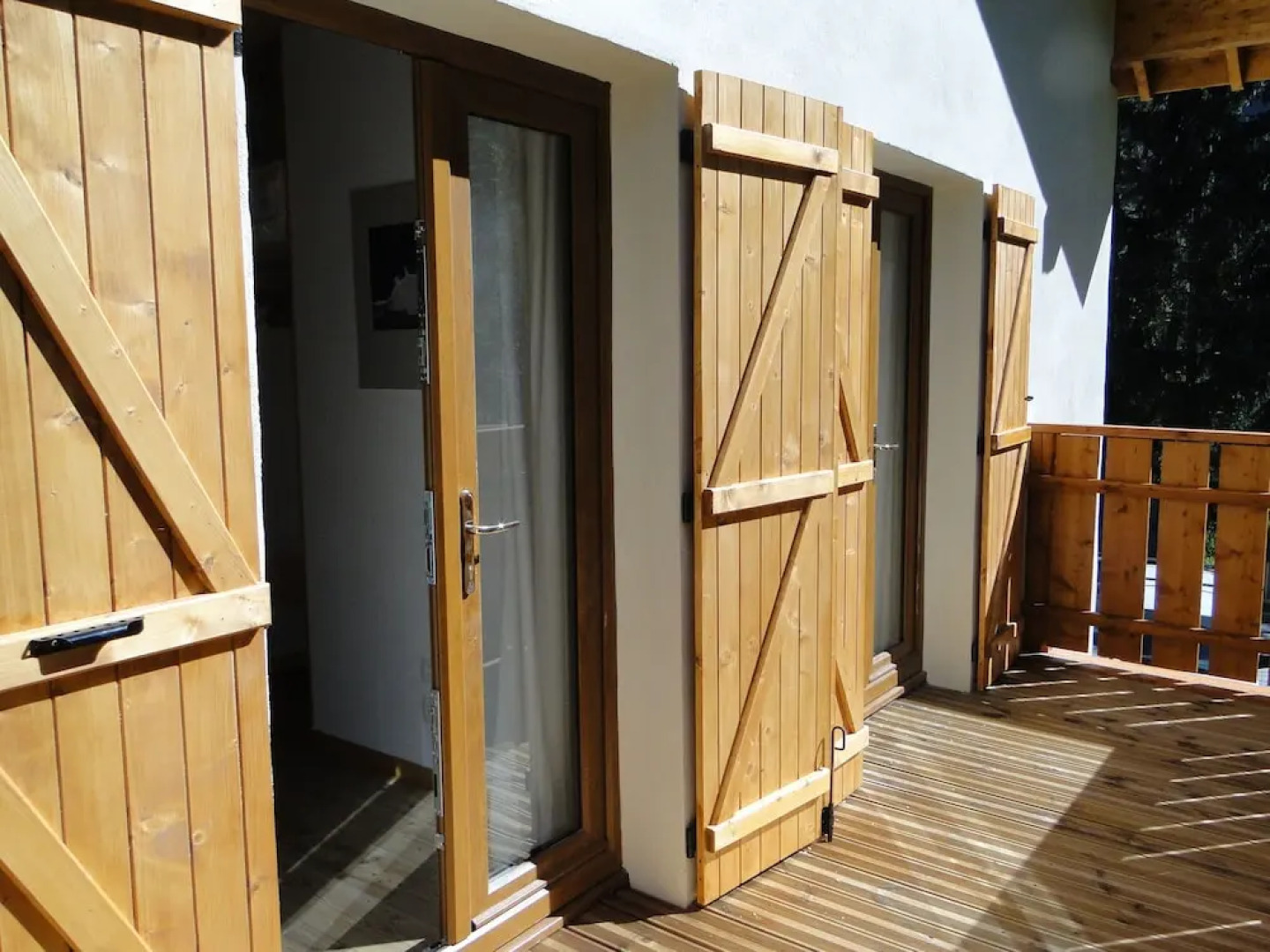 Modern Chalet with Swimming Pool and Sauna in Venosc