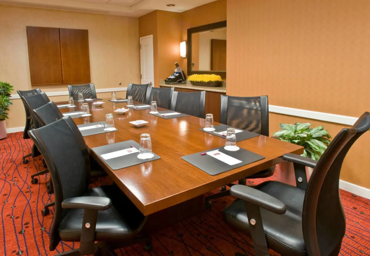 Courtyard Cincinnati North at Union Centre