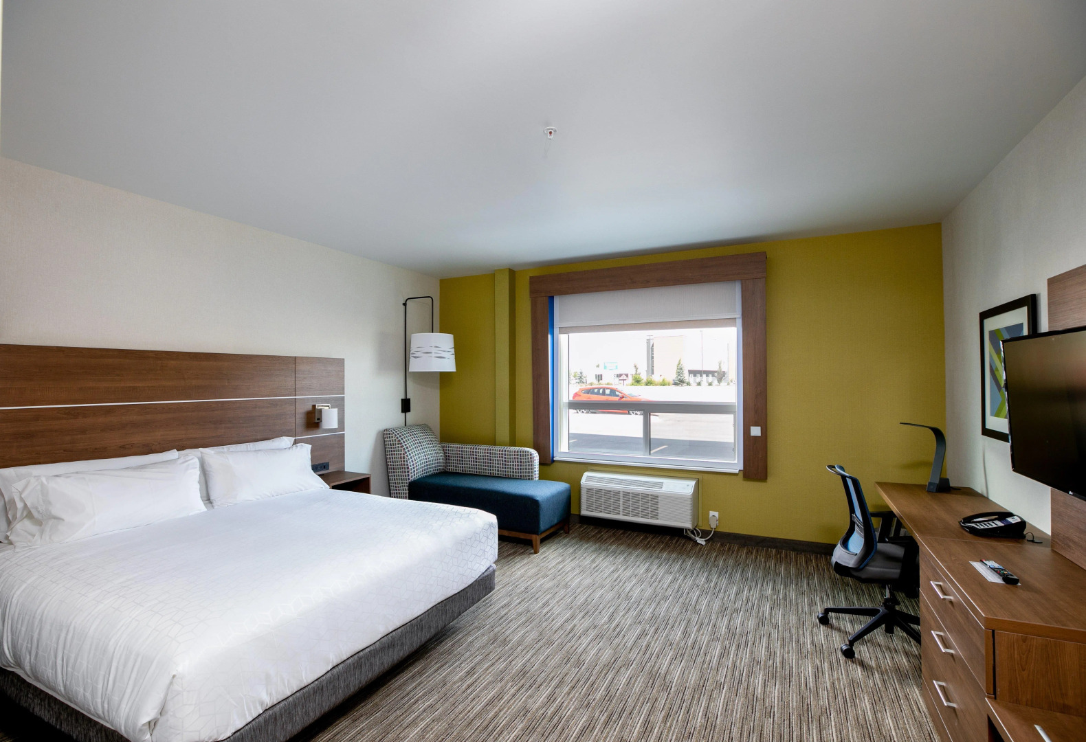 Holiday Inn Express Lethbridge Southeast by IHG