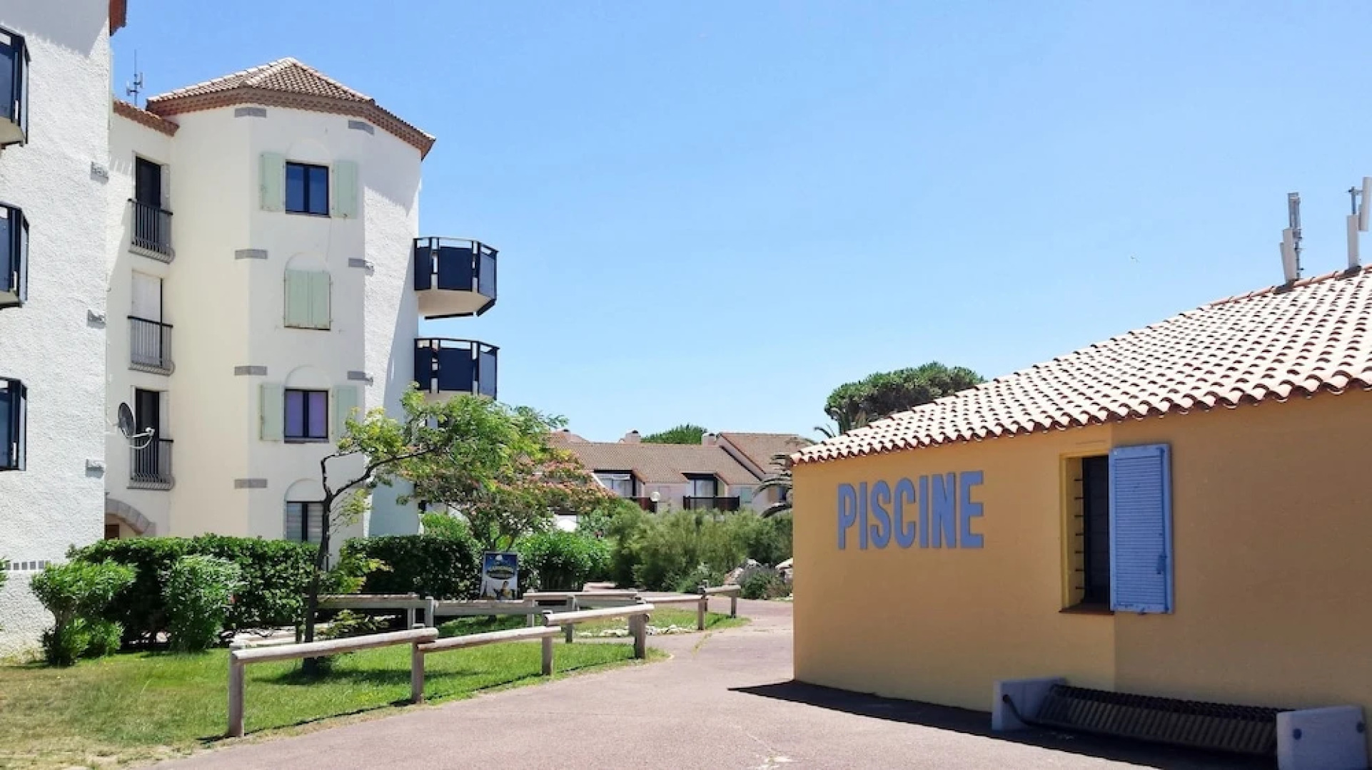 Apartment With 3 Bedrooms in Le Barcarès, With Wonderful Mountain View