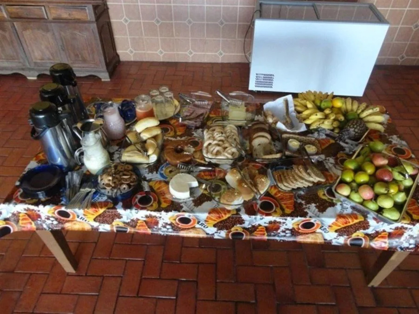 Hotel Cristo Rei 611