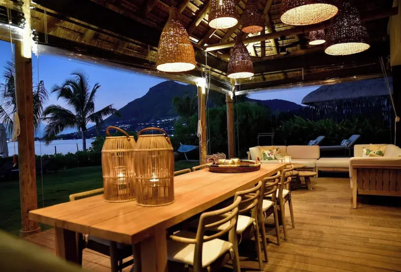 Beach Villa Soggy Dollar