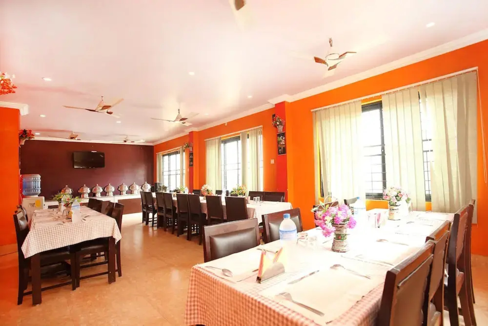 OYO 490 Hotel Royal Stupa