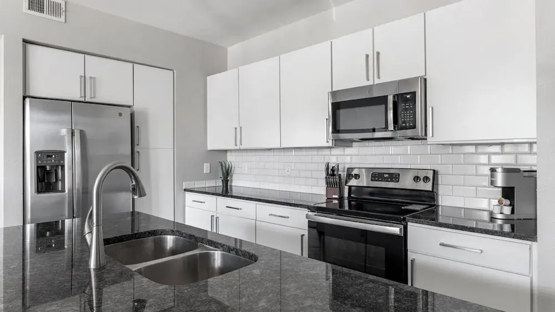 Landing Twin Creeks Apartments