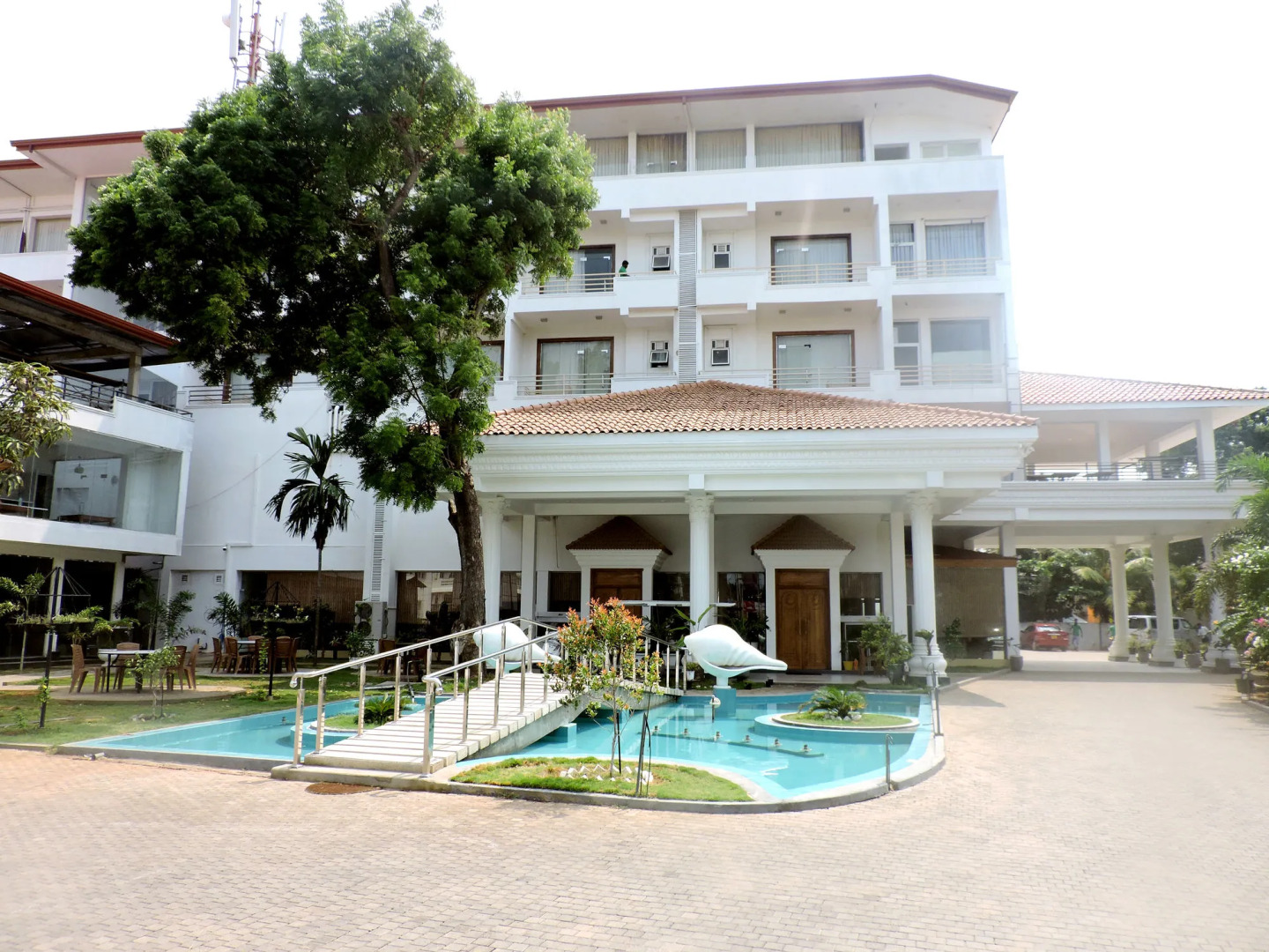 Valampuri Hotel
