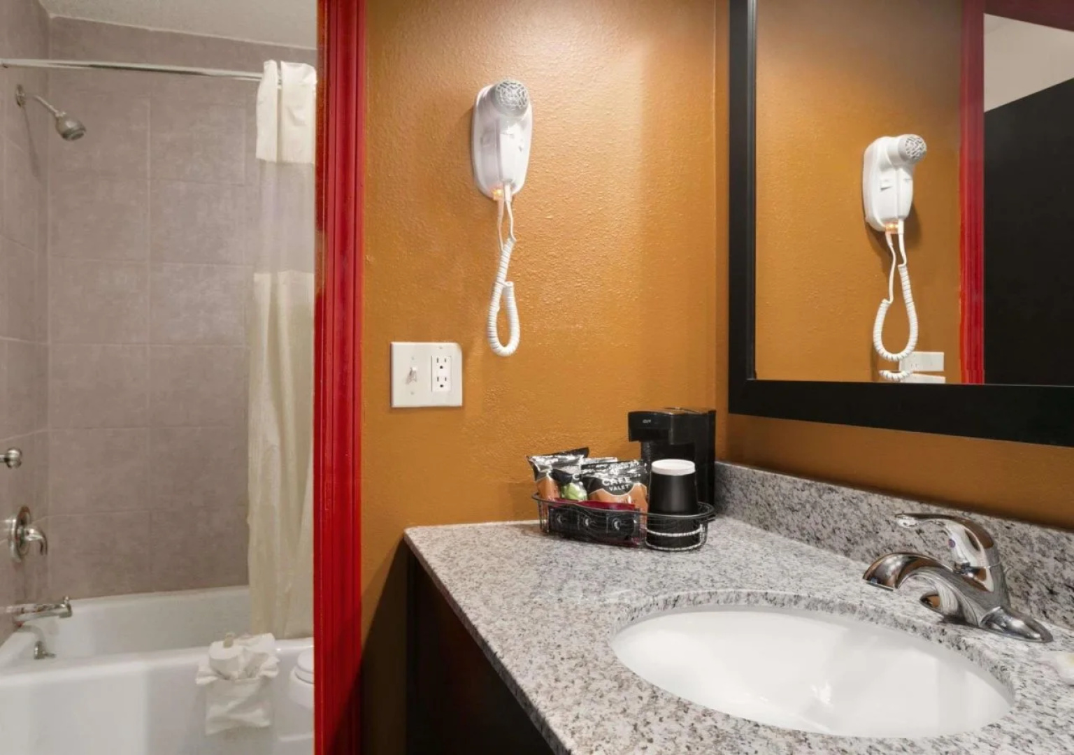 Days Inn Liberty / NE Kansas City