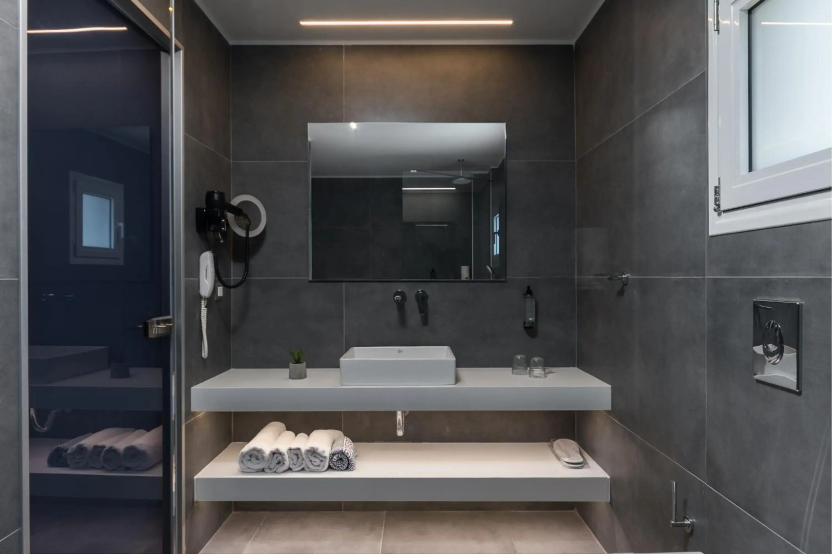 Acharavi Beach Hotel