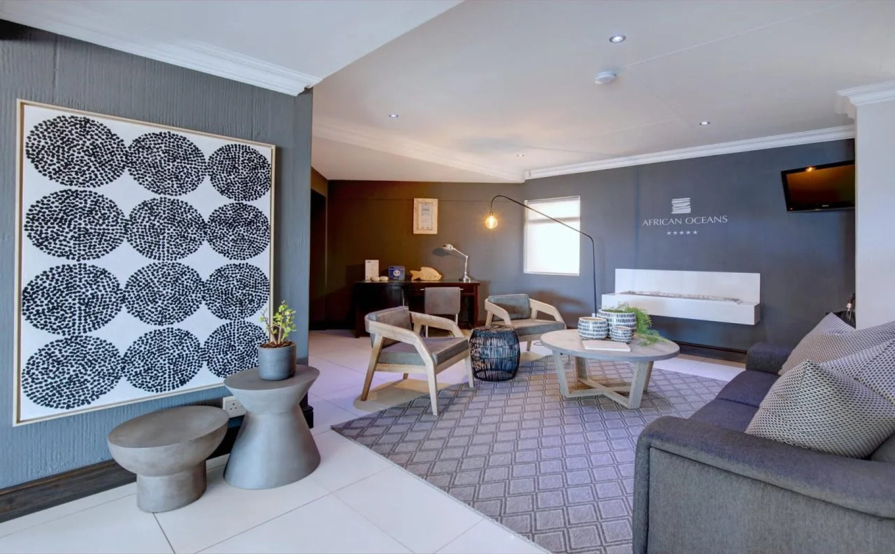 African Oceans Manor on the Beach