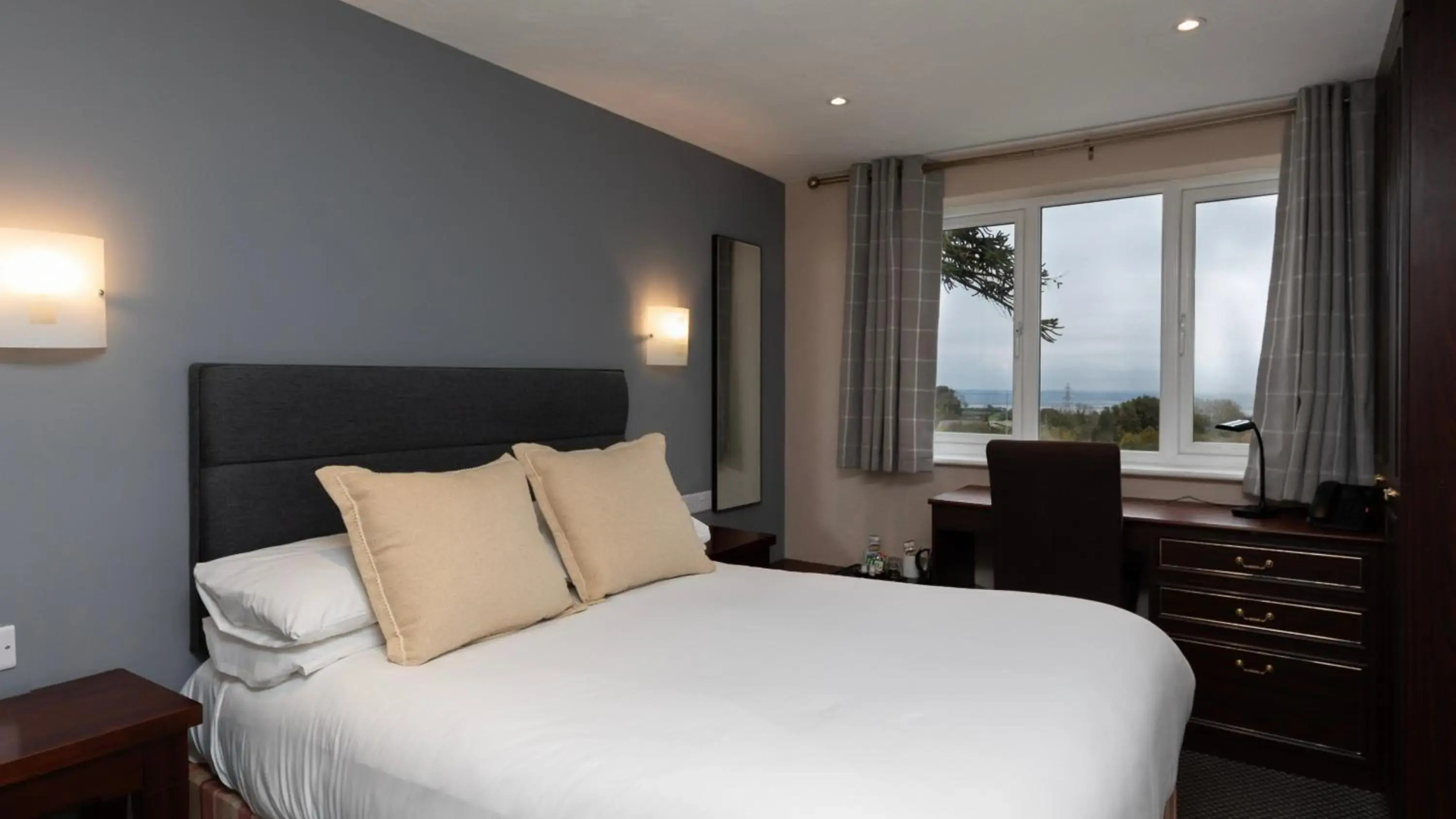 Springfield Hotel and Restaurant