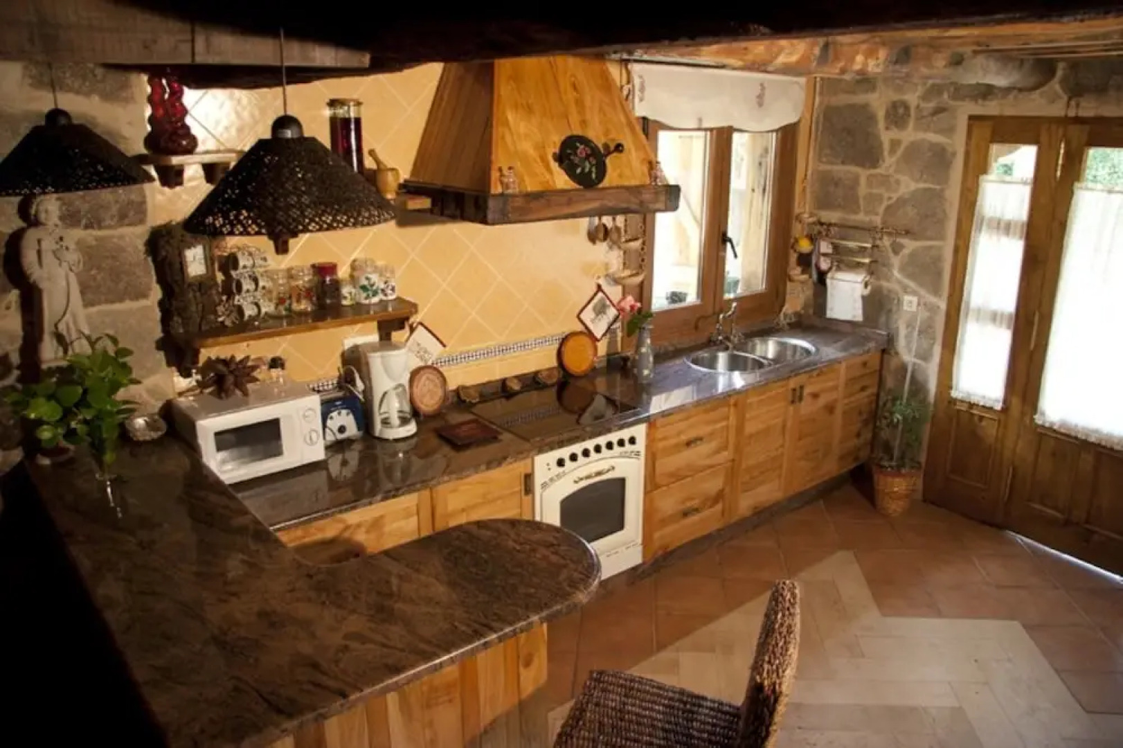 102006 House In Porto Do Son