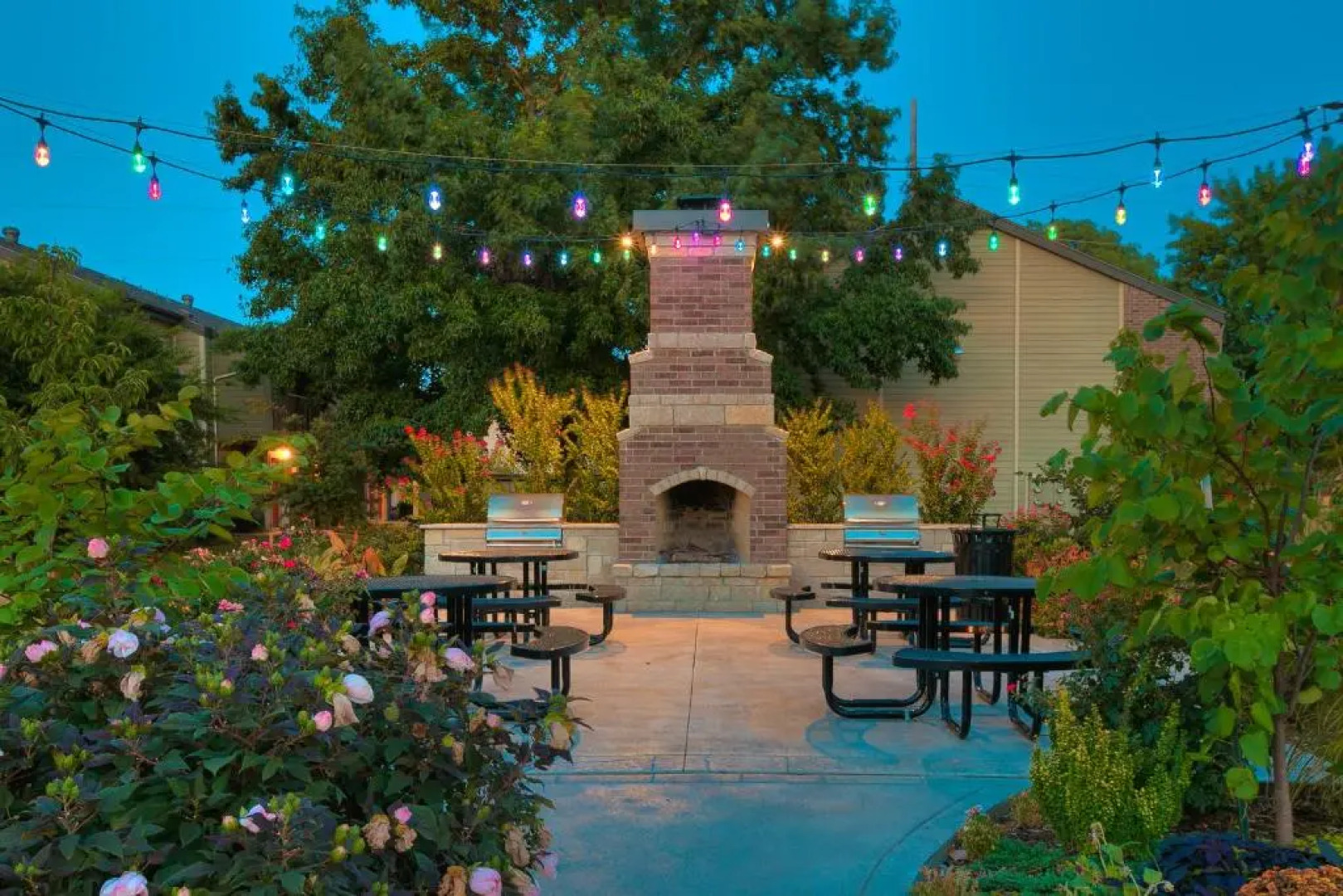 OU Sooner, Pool & Gym, BBQ, Netflix, 100mb Internet, LG Washer & Dryer, Close to OU!