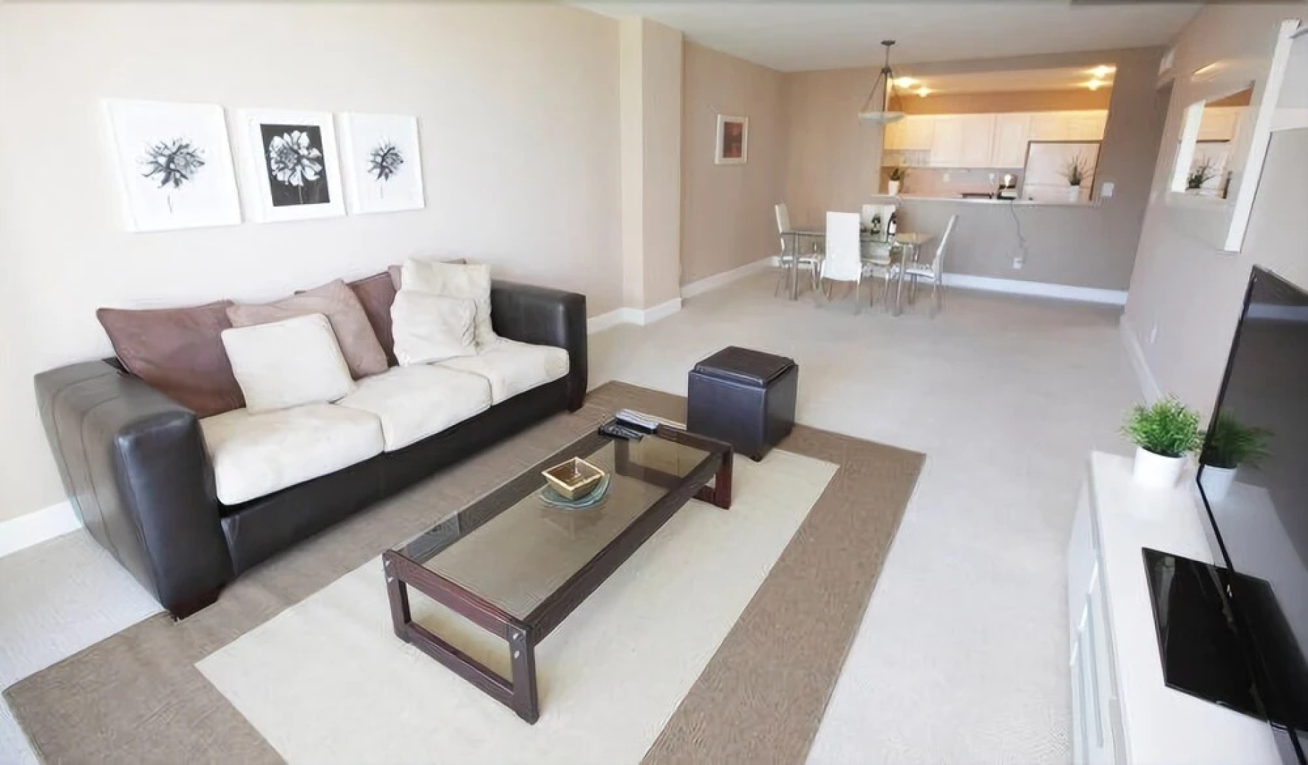 Ocean Reserve Apartments by FlatsAway