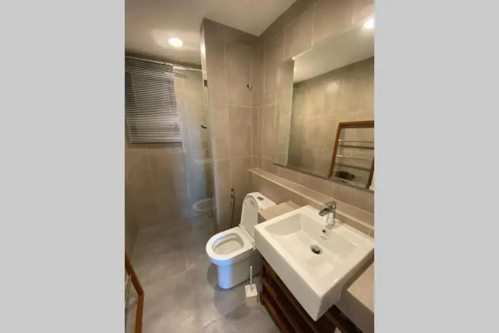 Isix Seaview 2R2B at Timurbay Pantai Balok Kuantan Pahang