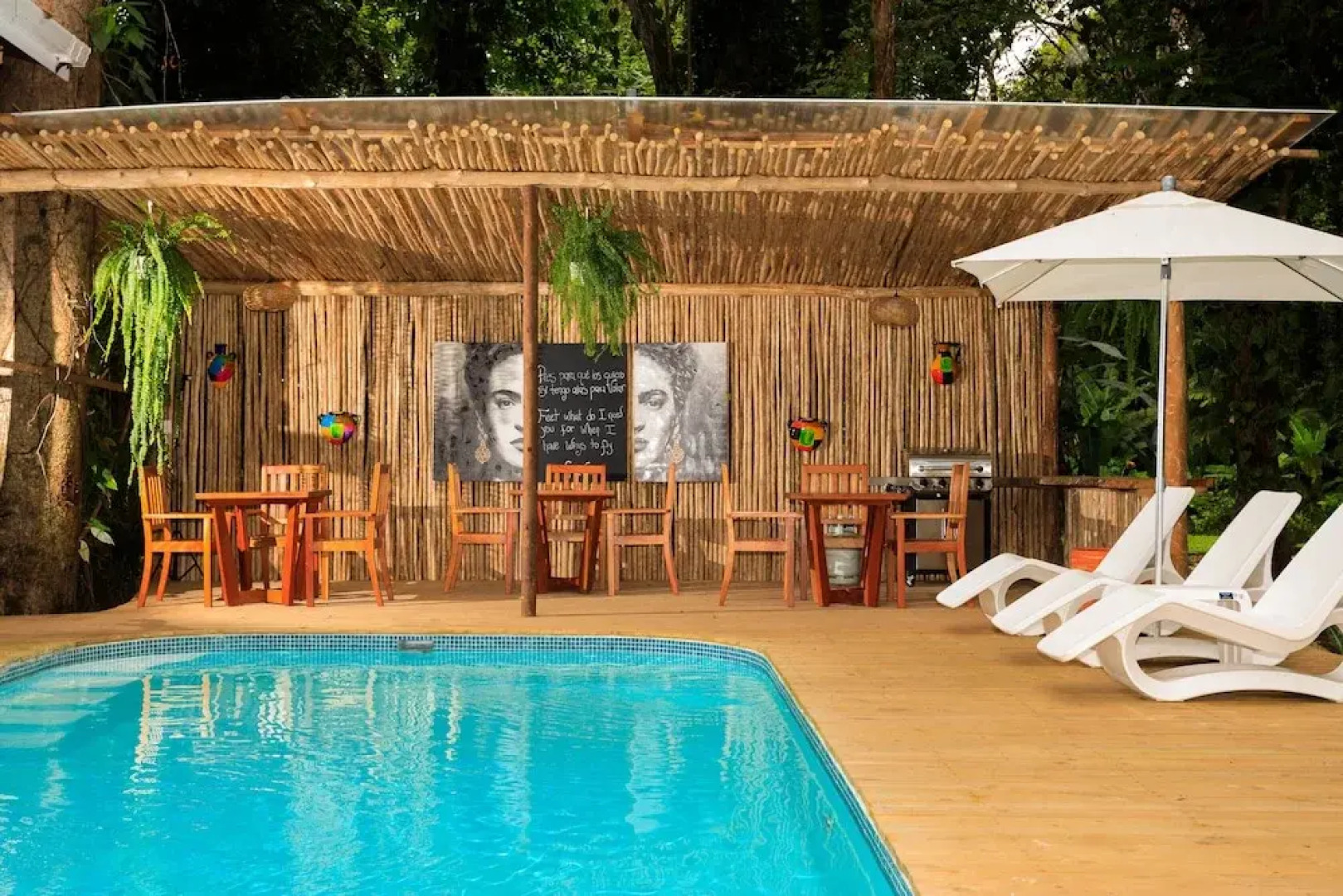 Gigi Brown Villa Frida Puerto Viejo