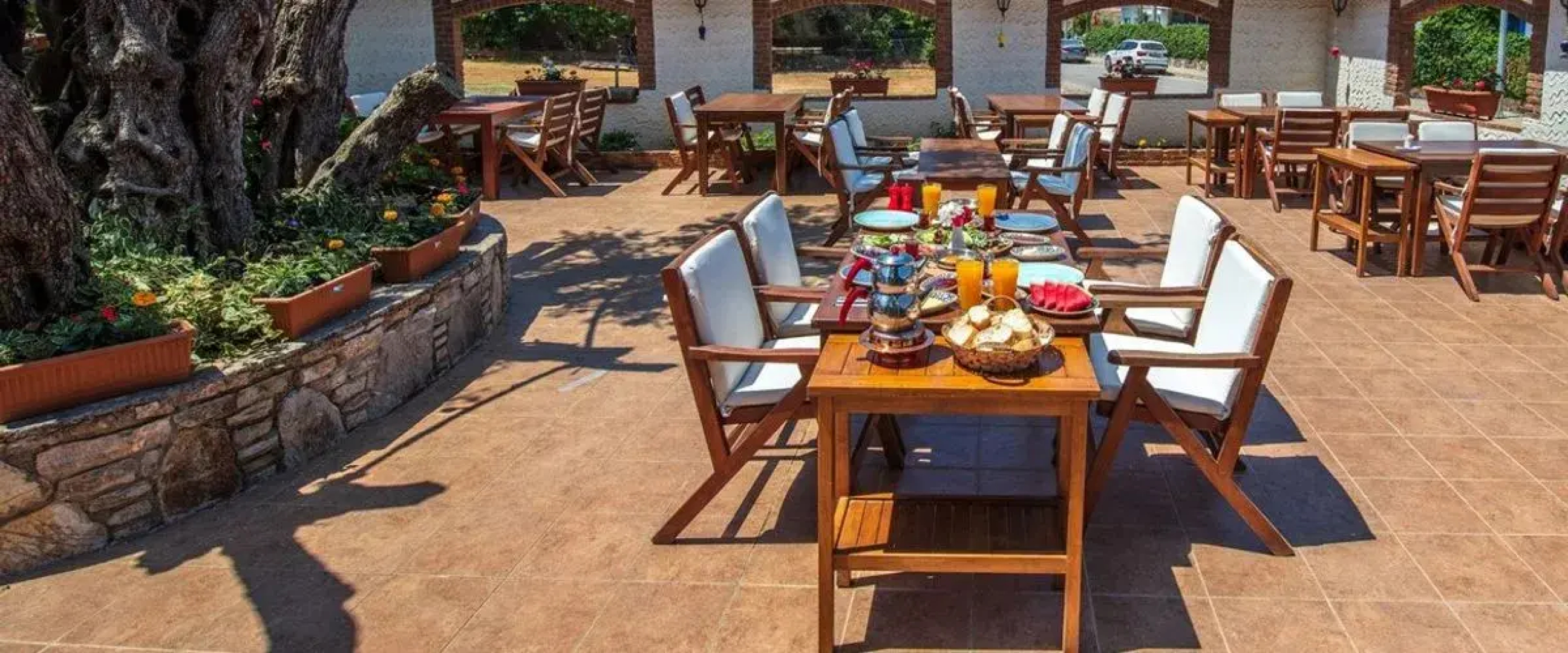 Mese Suites