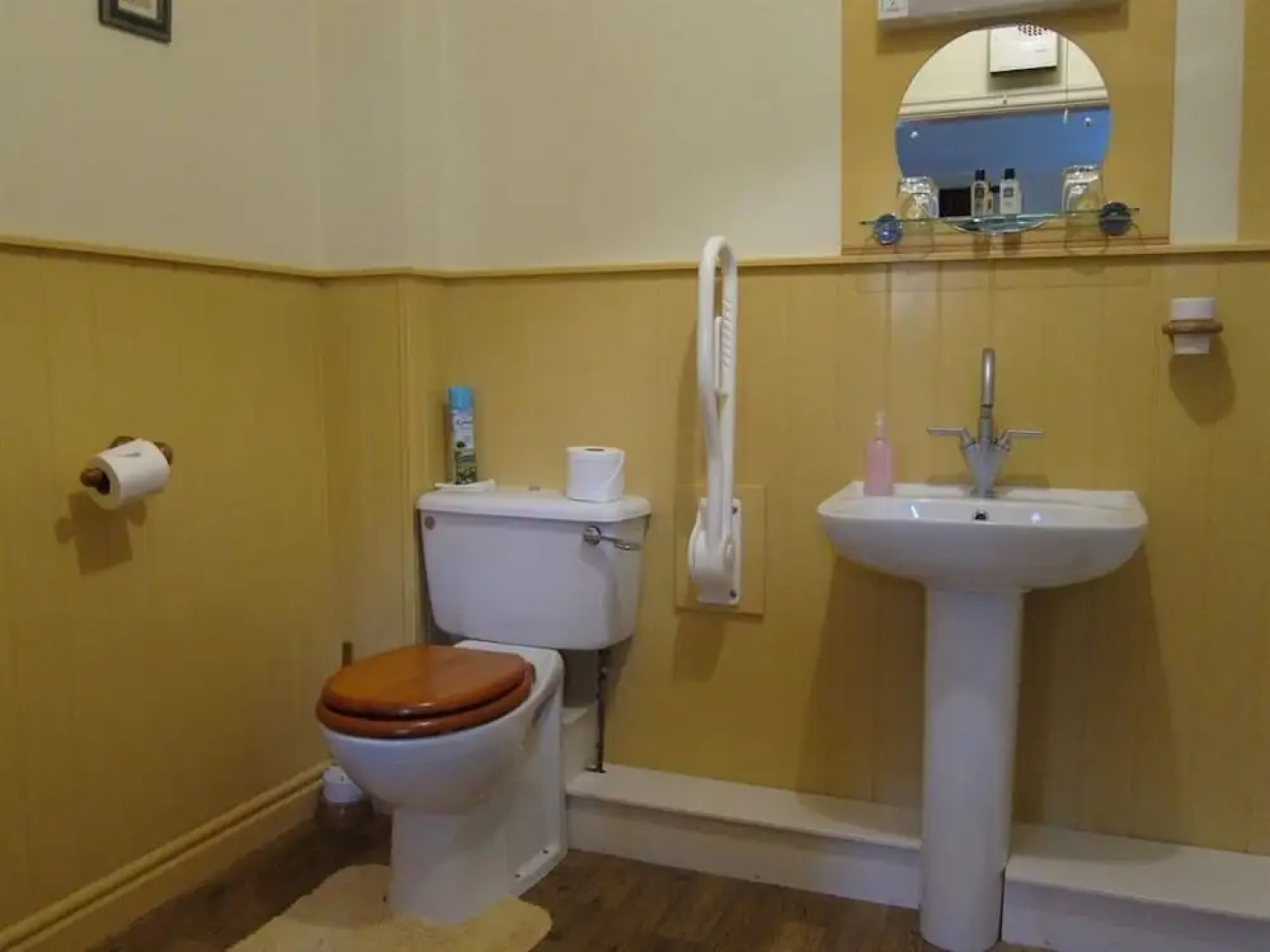 Black Swan Guest House