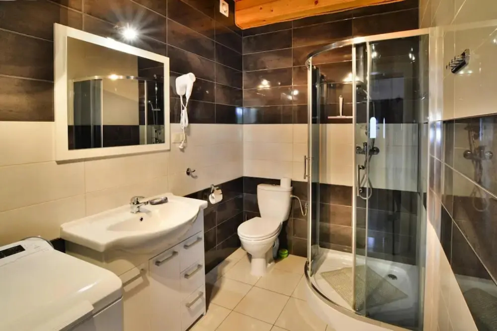 Apartment in Sianozety Near Sandy Beach
