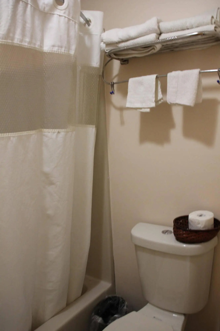 Sterling Inn Niagara Falls near IAG Airport