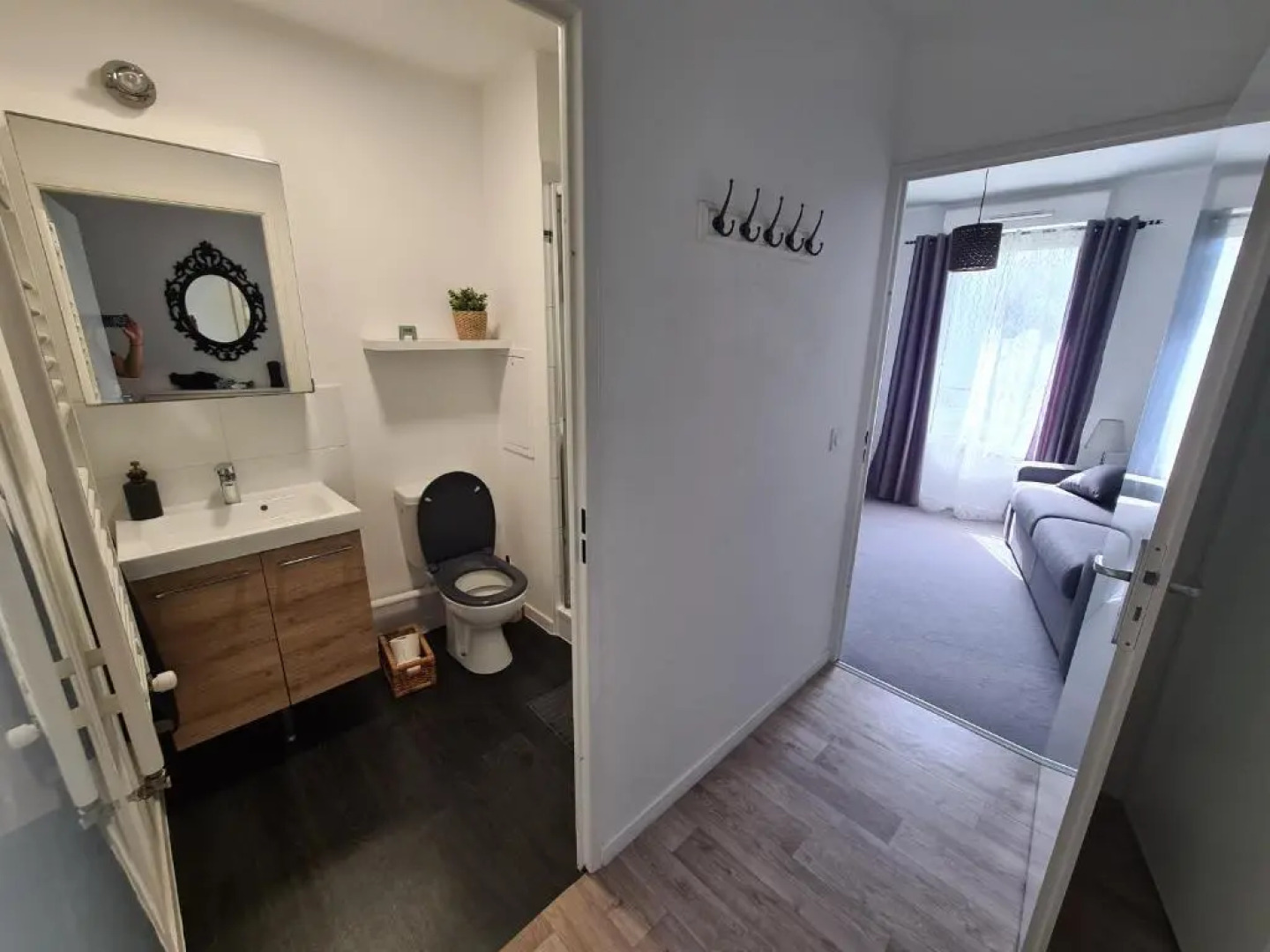 Chambre avec salle de bain /wc