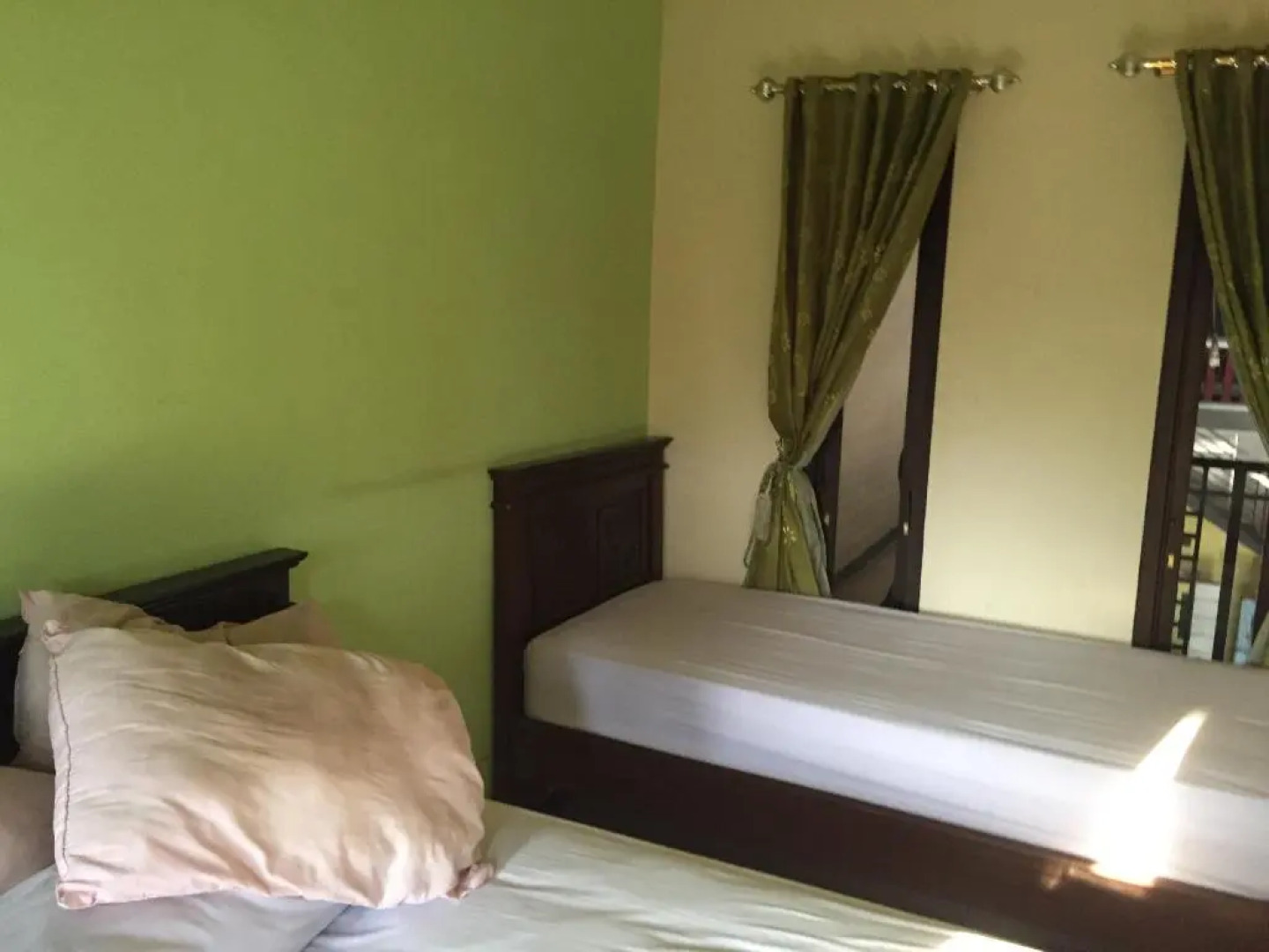 OYO 1639 Penginapan Anggrek Syariah 1