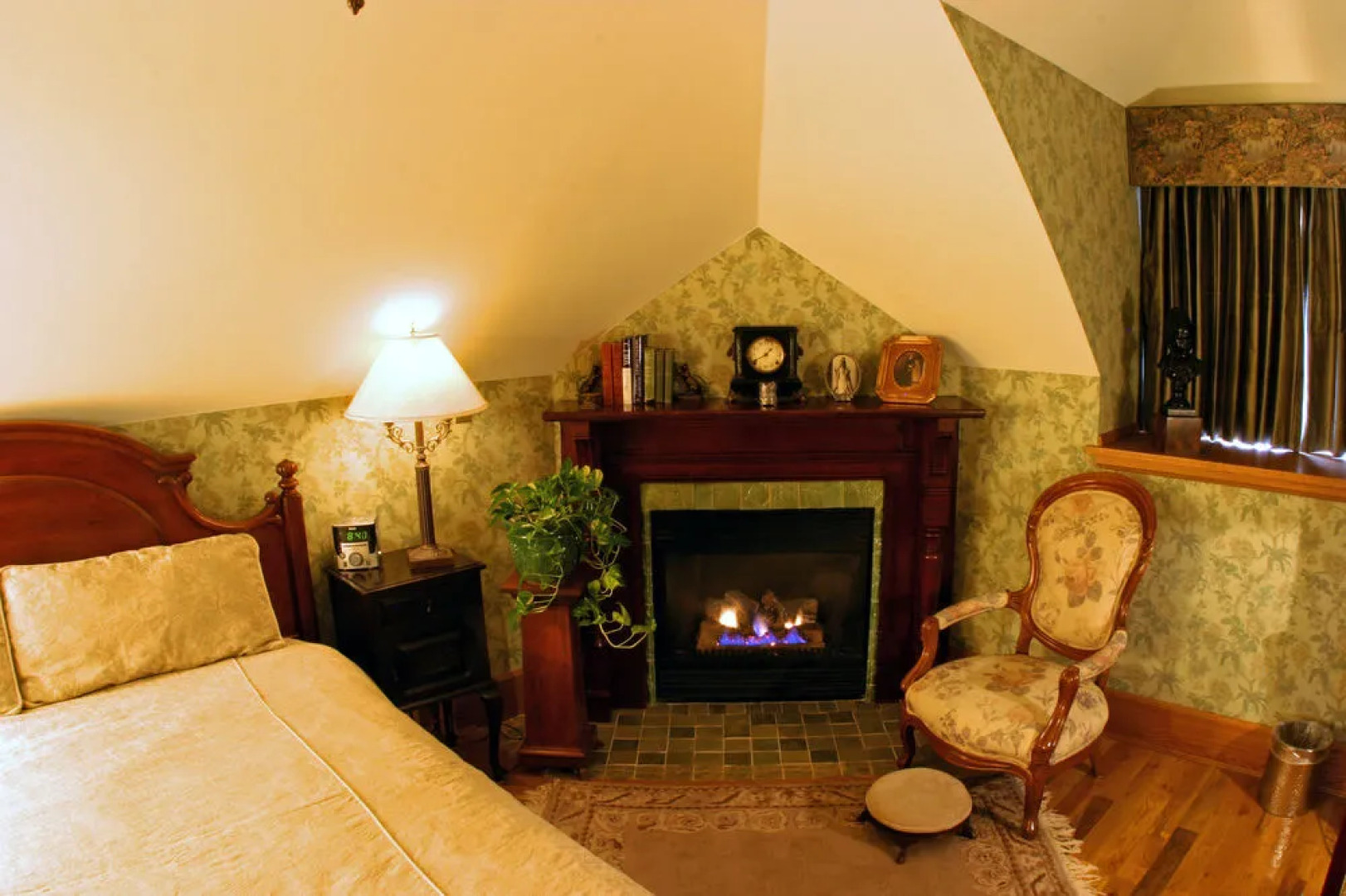 Nagle Warren Mansion B&B