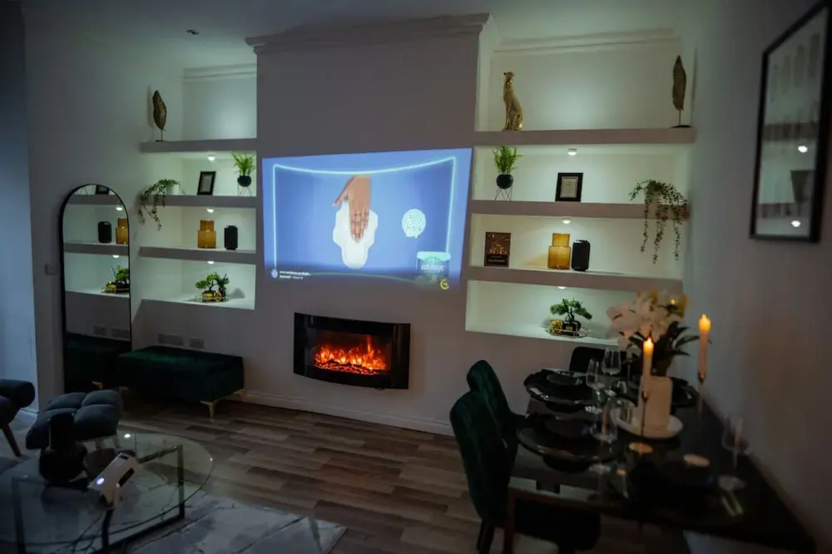 Manchester - 4 Beds - Sleeps 7 - Street Parking