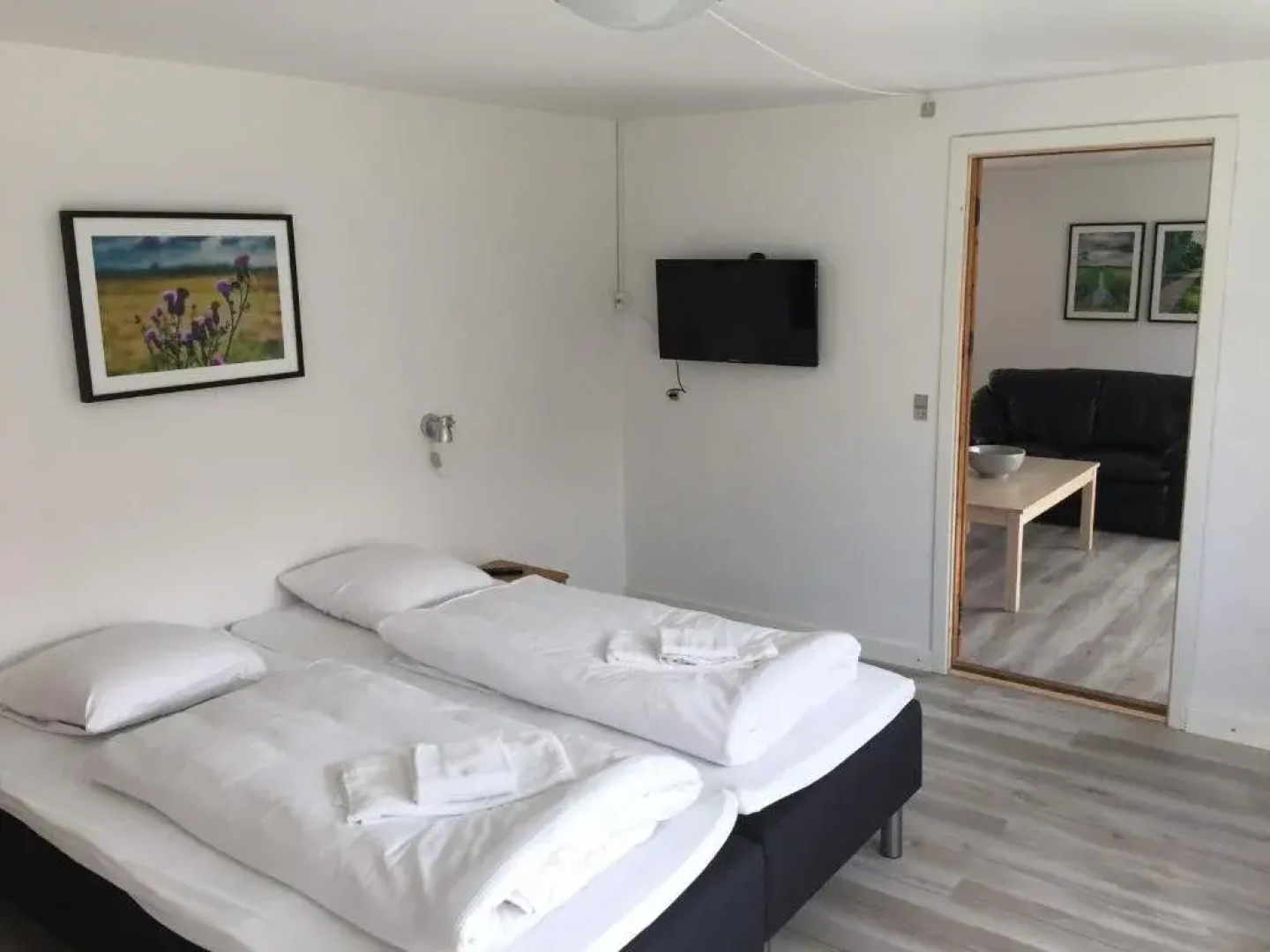 Motel Hojer Bed - Breakfast