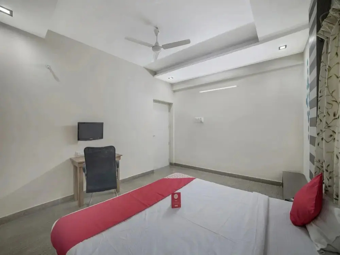 Lotus Apartment Hotel by OYO