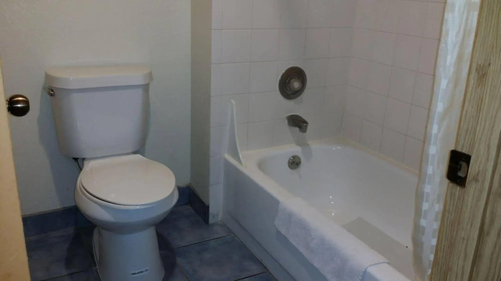 Budget Inn Corcoran Near Tulare CA 43