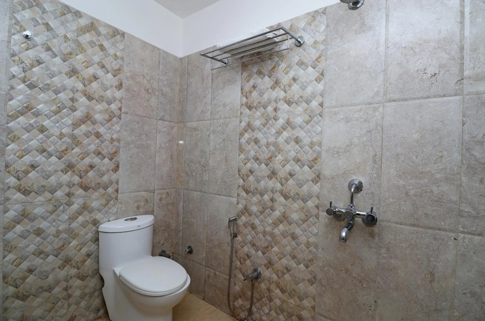 OYO 13485 Hotel New Jasmine