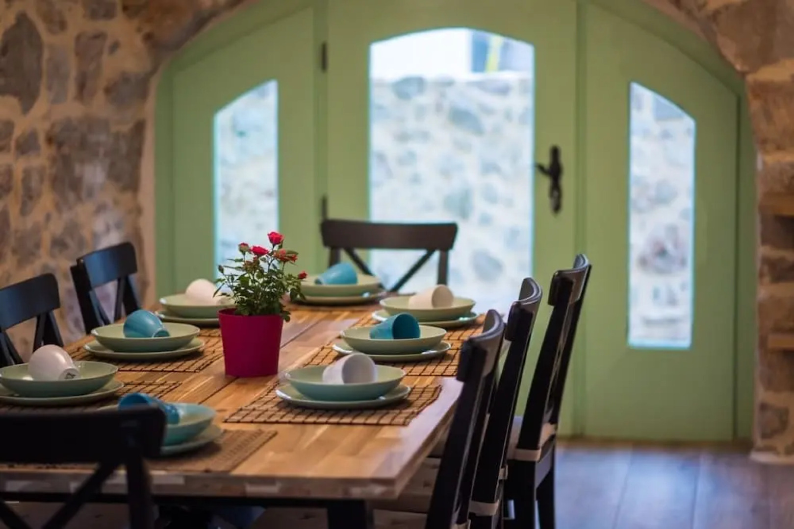 Peace - Rustic With Pool - H