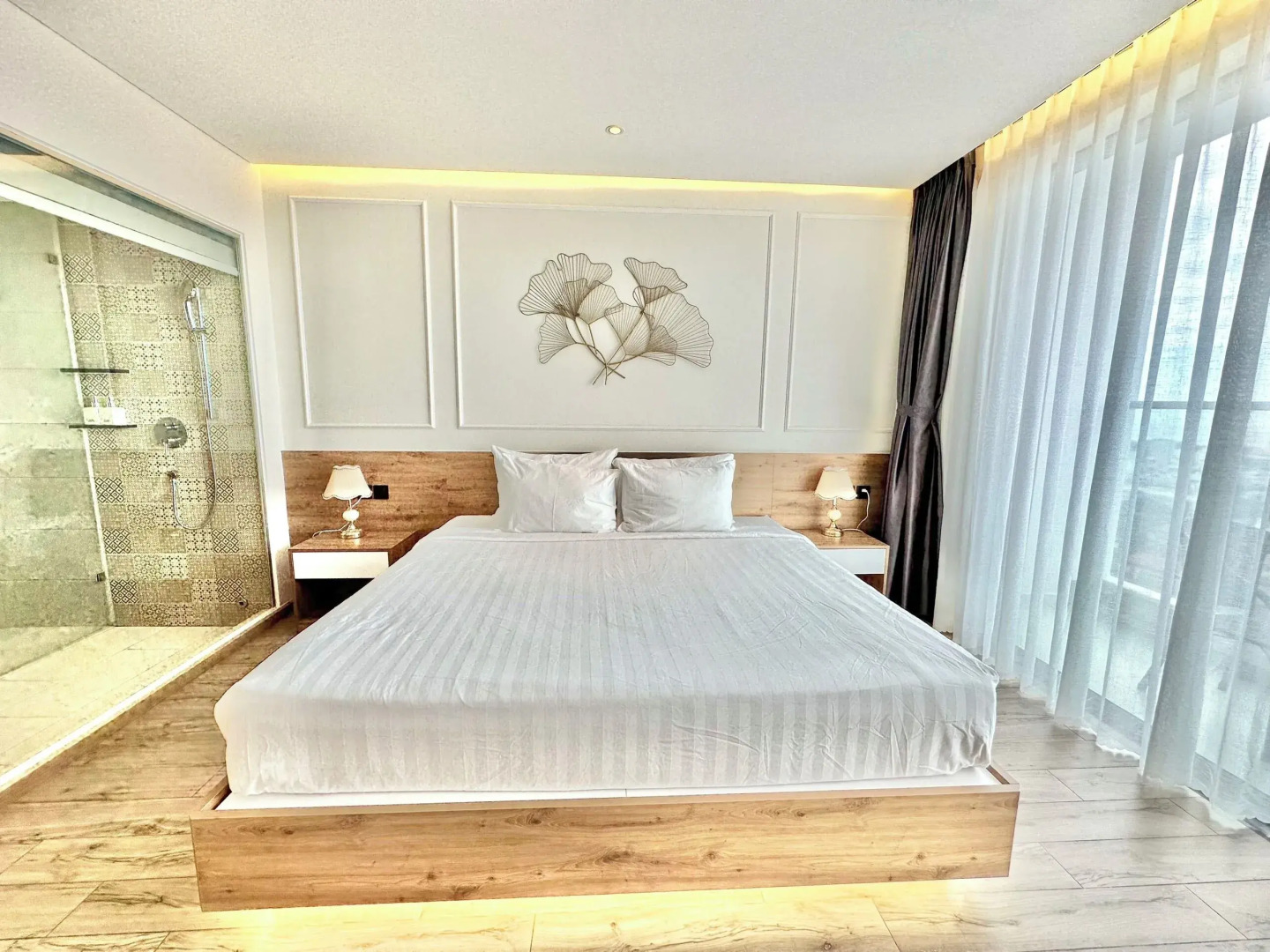 White House Condotel Phú Yên