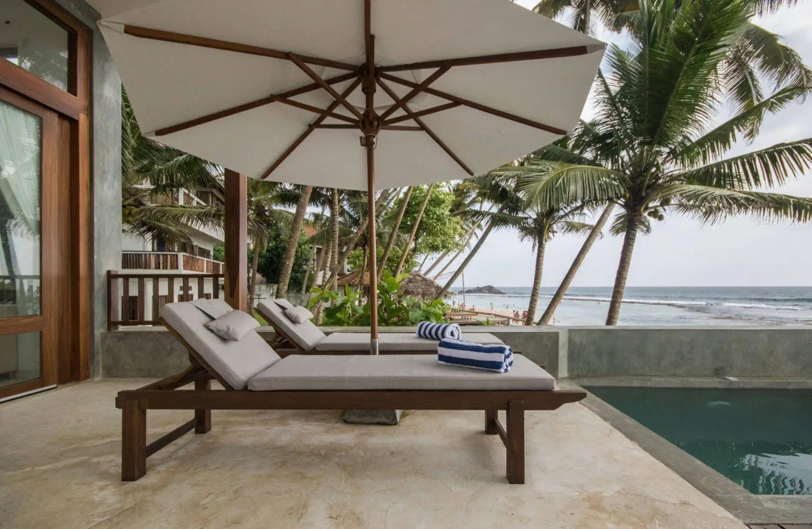 Skinny Beach House