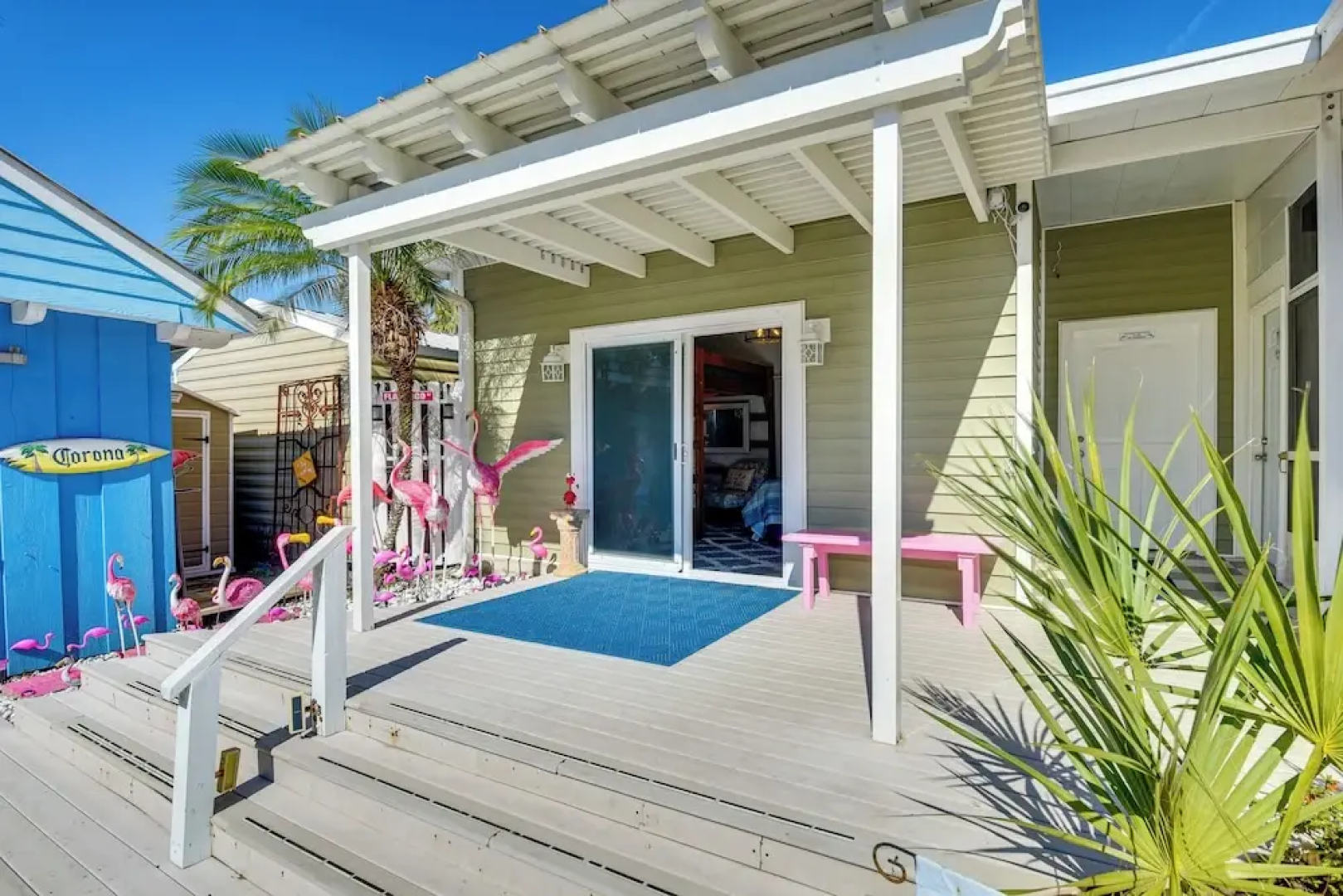 < 1 Mi to Boat Ramp: Canal-front Retreat in Astor!