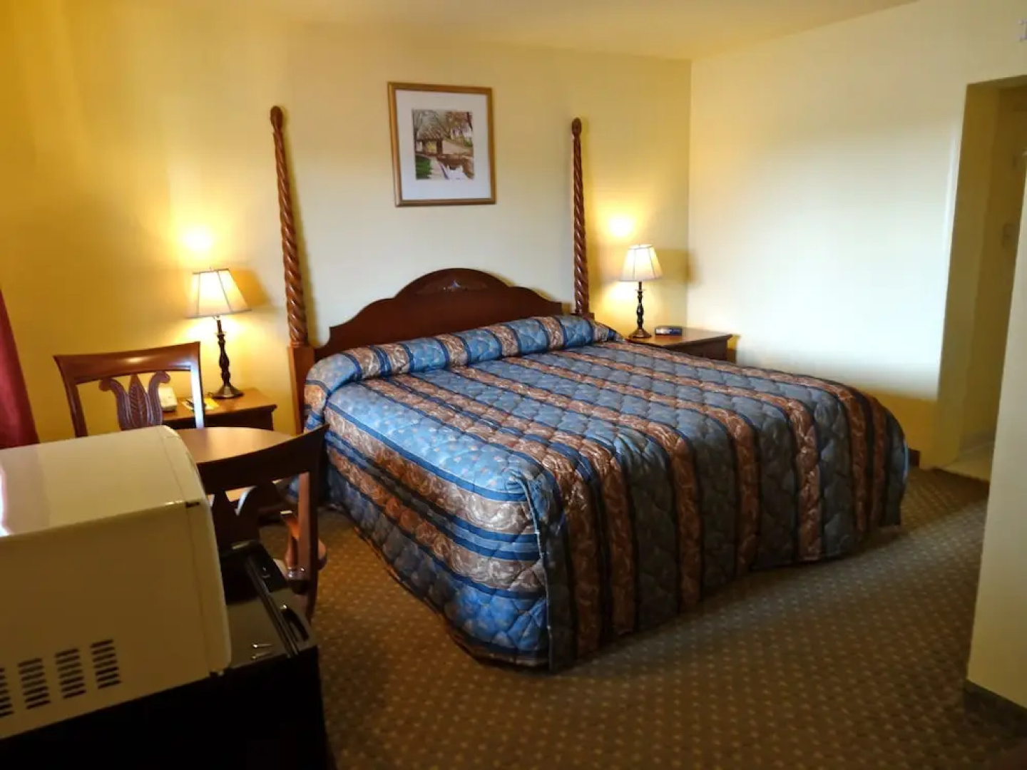 Whispering Pines by Hotel O Whitestone VA
