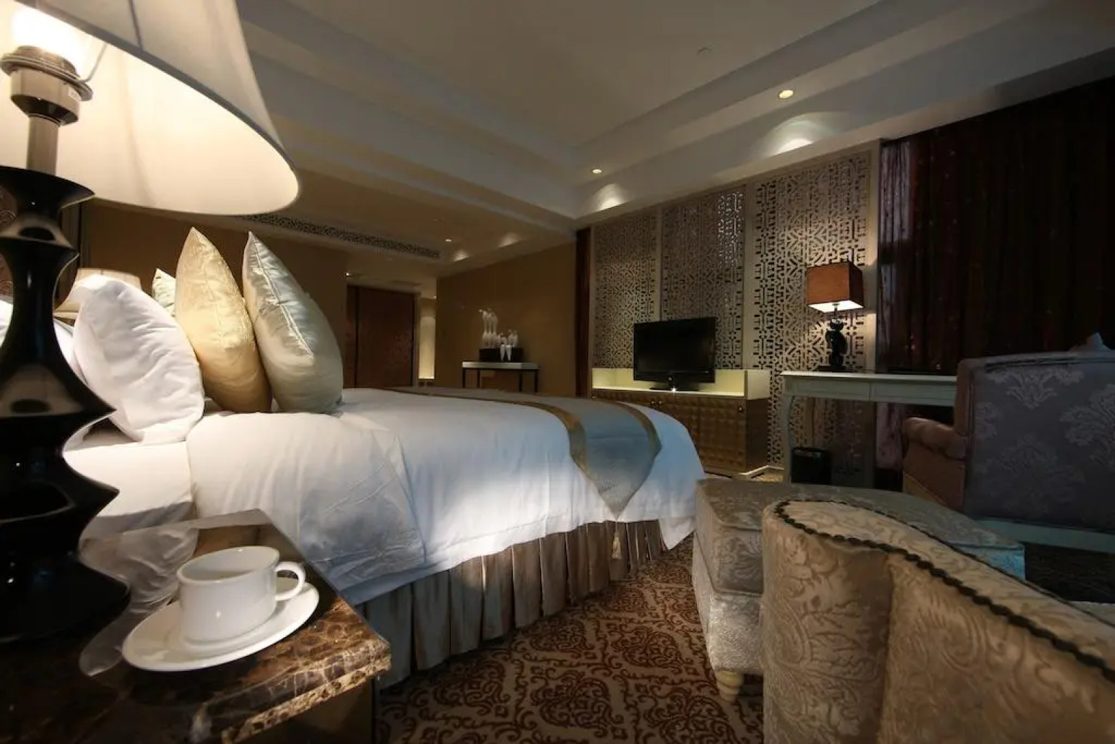 Zhongshan Yihe Grand Hotel