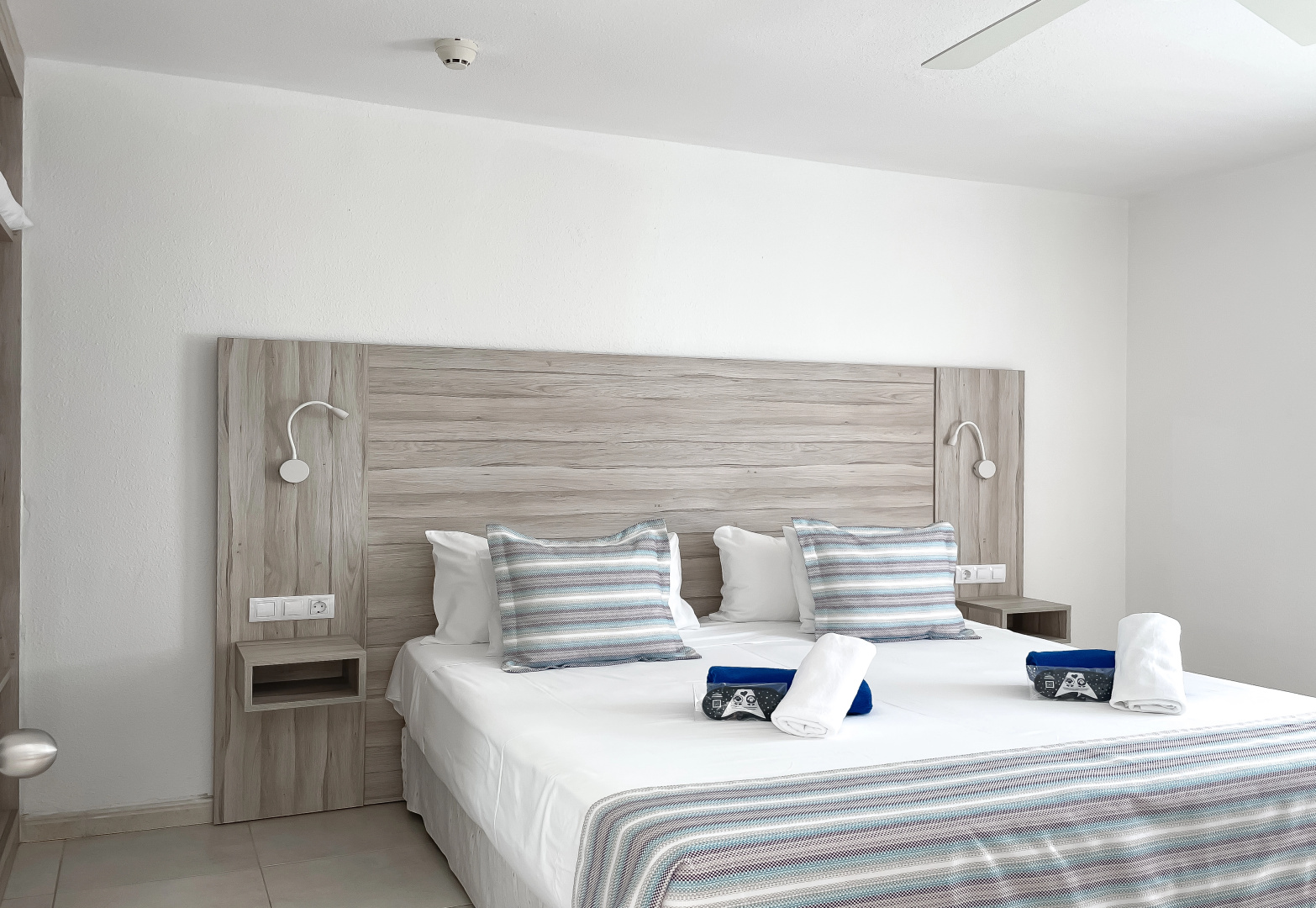 Aparthotel Playa del Sol - Adults Only